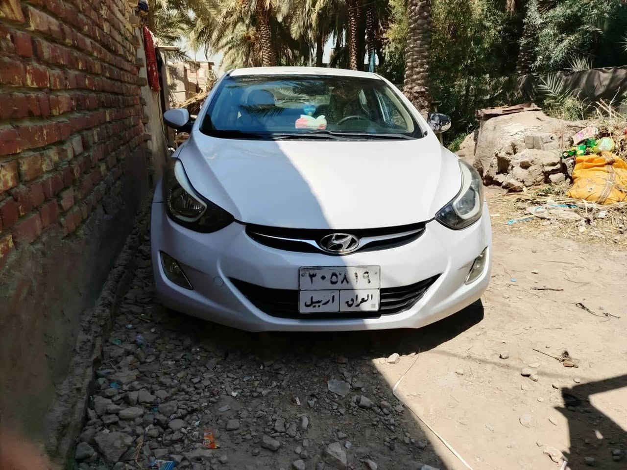 سياره للبيع انتره مديل 12محرك 1600بي بخار السعر 72باقي تفاصيل علي رقم ***********
