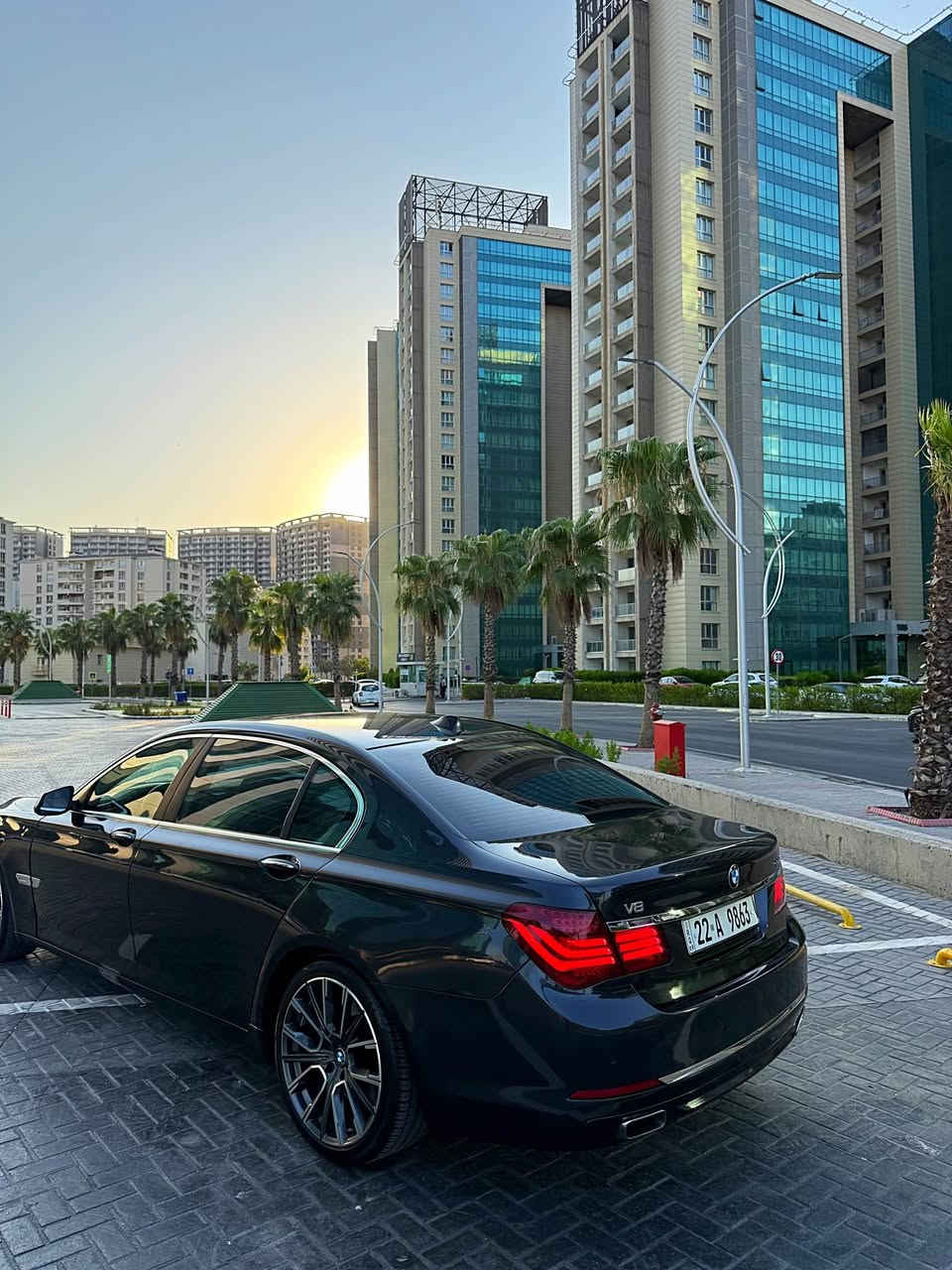 {Bmw 750i 2014}
~~~~~~~~~~~~~~~~175$~~~~~~~~~~~~~~~~~
     (وارد خليجى جاملغ خلفى و باب خلف سايق صبغ بدون دواخل بدون اربگ ) 

موديل: 2014
ماشيه : 70 الف حقيقى
مكينه : 8سلند بنزين توين باور توربو
لون :نفطى(اسود كذاب)
مواصفات فول فول vip

            (گير و مكينه و كهربائي كل شرط )
سيارة بئسمى رقم و سنوى و هزه جديد تحويل مباشر

مكان سياره / اربيل شارع ٦٠ 
رقم موبيل /***********
                  ***********
سعر السيارة / ١٧٥٠٠$ ومجال قليل
🇩🇪~~~~~~~~~~~~~~~~~~~~~~~~~~~~~~~~🇩🇪 أربيل, العراق
