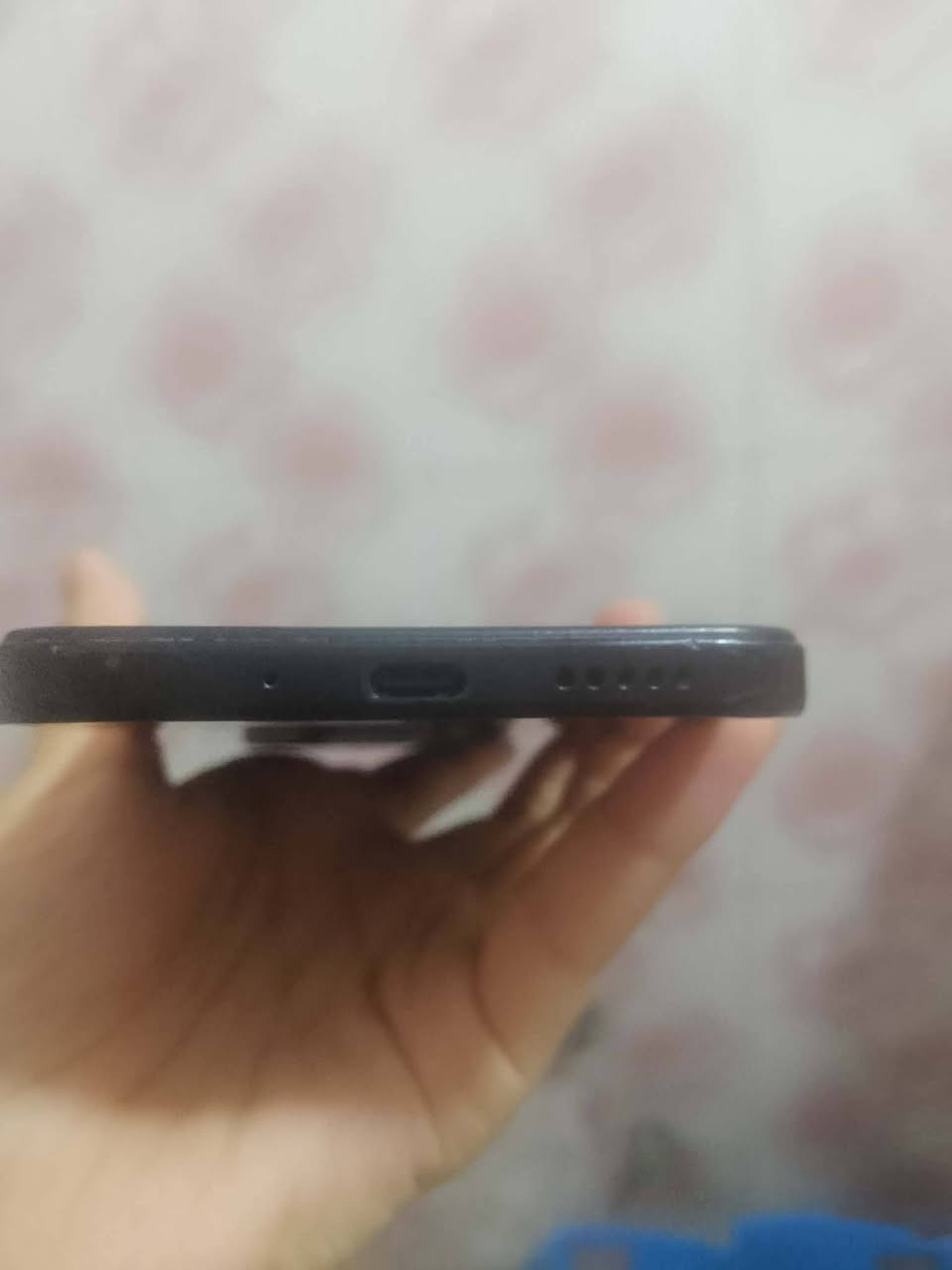 شاومي، جهاز Redmi 14C يجي بشاشة 6.88 إنچ، كاميرا خلفية 50MP، وبطارية 5160mAh.
ذاكرته ٢٥٦ عشوائية ١٦ جهاز جديد  فقط يرادله شاشه
سعره ٧٥  الف وبي مجال مكاني بغداد حي العامل ماعدي توصيل

نص مكتوب في الصور:
- حول الهاتف اسم الجهاز Redmi 14C التخزين ٦٤,٤ ج.ب / ٢٥٦ ج.ب إصدار نظام التشغيل 3.0.306.0-WGTMIXM G07 إصدار Android 16 BP2A.250605.031.A3 تحديث أمان نظام Android 2026-07-01 المواصفات والمعلومات التفصيلية النسخ الاحتياطي والاستعادة الدعم وضع الإصلاح إعادة ضبط إعدادات المصنع