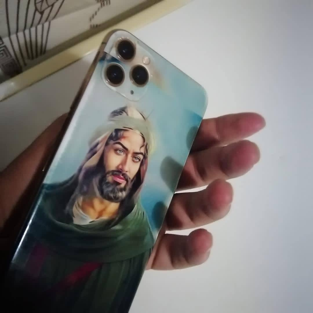 يفون 11 برو ماكس 512GB - نظيف جداً*
- ذاكرة 512 عملاقة لون ذهبي 
- بطارية اصلية وكالة
- شاشة مبدلة اصلية
- الجهاز فول نضافة بس الظهر بي فطر بسيط
- *السعر: 240 الف قفل*
- *للاستفسار: ***********
