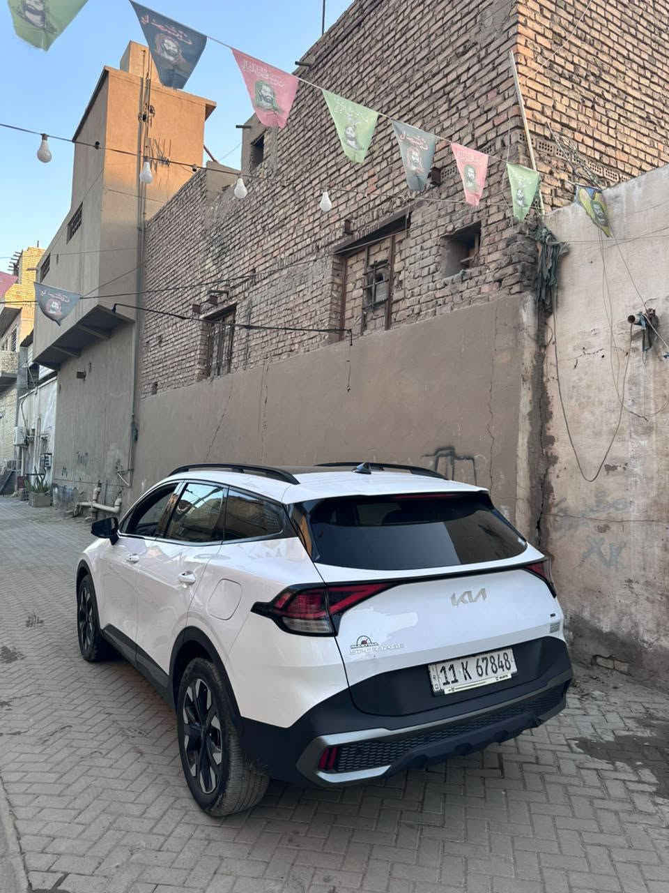 سبورتج 2023 فول مواصفات X Lin  رقم بغداد باسمي سيارة بيها حافة البنيد بارد فقط بدون قطرة صبغ سيارة بنوراما جلد كشنات كهرباء تدفئة تبريد بصمة هند بريك بصمة صندوك كهرباء سيارة فول للاخير مكاني بغداد السعر عل الاتصال ***********

نص مكتوب في الصور:
- 784449084