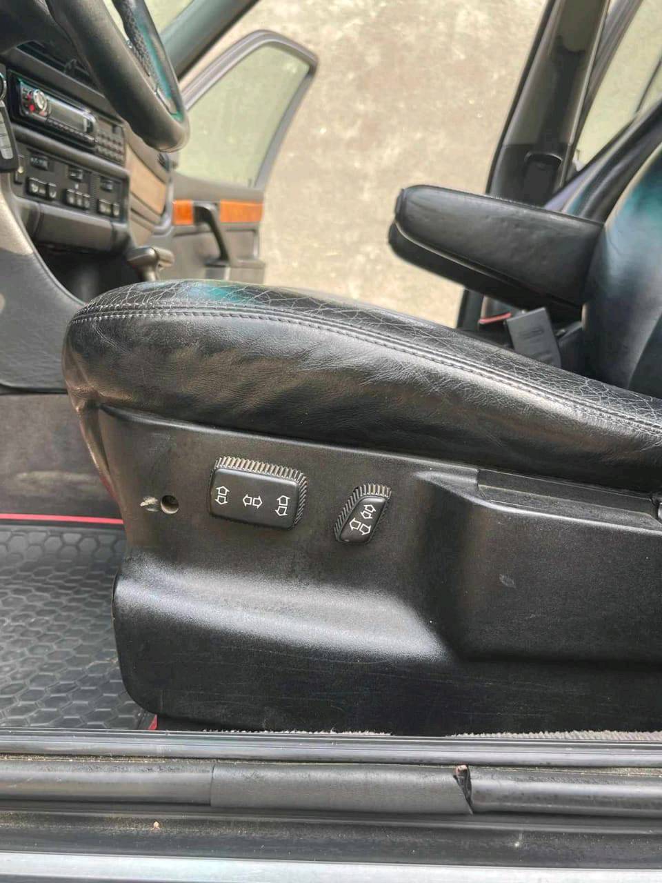 🚘🔥 للبيع BMW 735 موديل 1990 🔥🚘

📍 رقم بغداد إنكليزي
📄 باسمي – تحويل مباشر
📢 سنوية لل2031
🔧 السيارة بلادي
⚙️ 6 سلندر
🌞 سلايد رووف – طگتين
🛋️ داخل جلد
💺 كشنات كهرباء

💰 السعر: 85 ورقة
🔄 أكو مراوس بسوناتا مقدس فقط

المكان: كربلاء الحسينية. 
📞 للتواصل: *********** بي واتساب