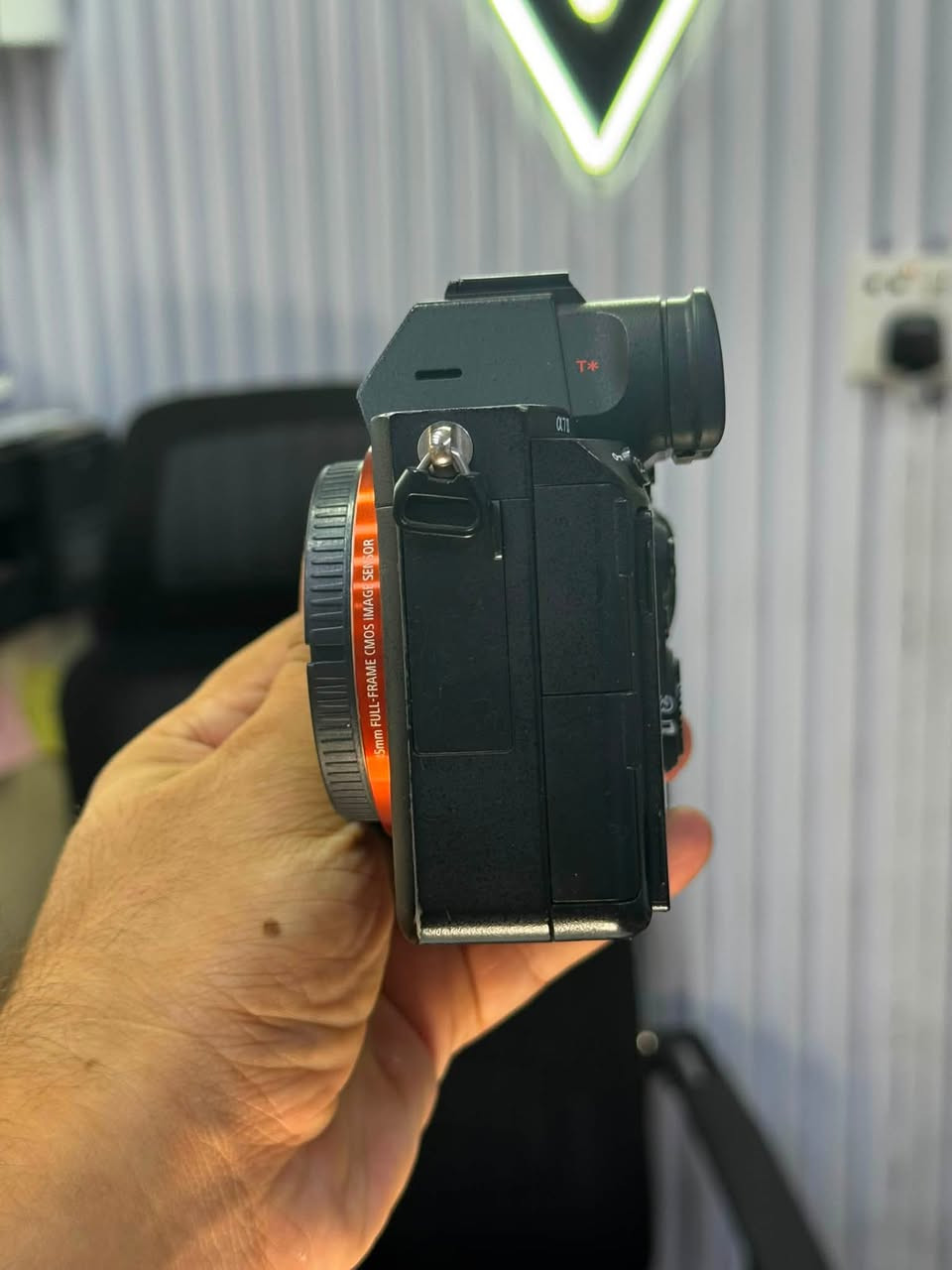 #daste_dw_مستعمل
———————————
#sony a7 III body 
Clean 90%
Shutter 20K
