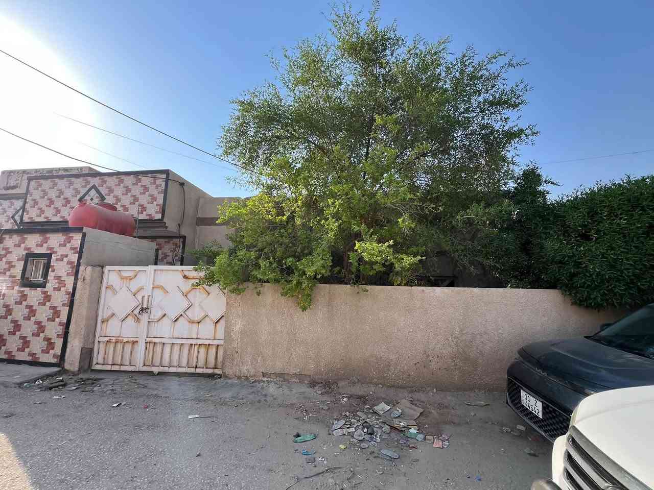 حياكم الله
❗️🔴❗️🔴❗️بيت للبيع❗️🔴❗️🔴❗️

المساحة 200 متر 

متوفره كافه الخدمات 

مي 💦 كهرباء ⚡️ و تبليط 🏘️

يتكون من غرفتين و صاله و استقبال و مطبخ و صحيات 

❗️❗️❗️السعر 90 مليون و قابل للتفاوض ❗️❗️❗️

📍حي المصطفى شارع المجرشه رابع فرع على الجه اليسار ثاني بيت 

للاستفسار 

***********
المسوق العقاري 
ناطق الربيعي
