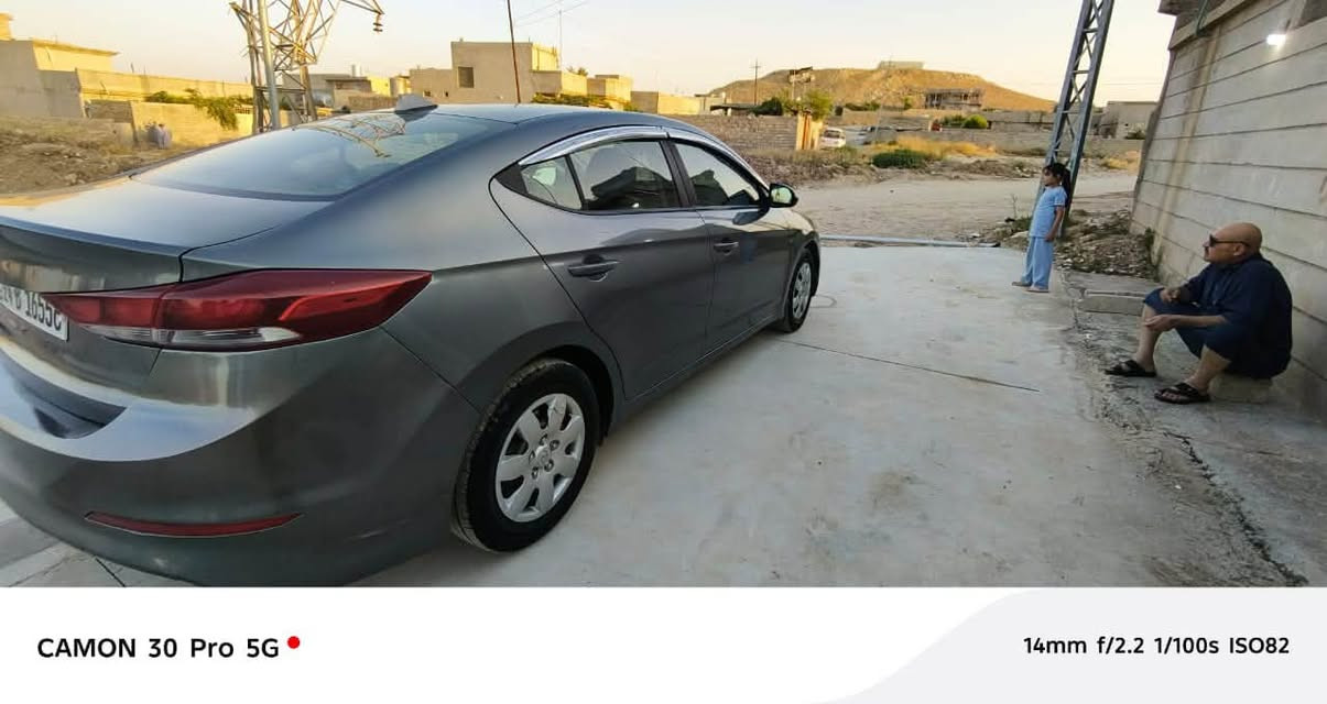 السلام عليكم خواتي النترا
موديل 2017 محرك 1800 مرغوب قطعتين بي دخل شويه تعديل فقط سياره جناي البيت تبريد شرط ثلج اي نقص مابي سياره شرط مكان السياره تلعفر و موصل متواجد 
شرط تحويل و دا تريد وكاله هم حاضر  السعر 110 بي مجال للطيبين 
الهاتف ***********بي واتساب @إشارة
