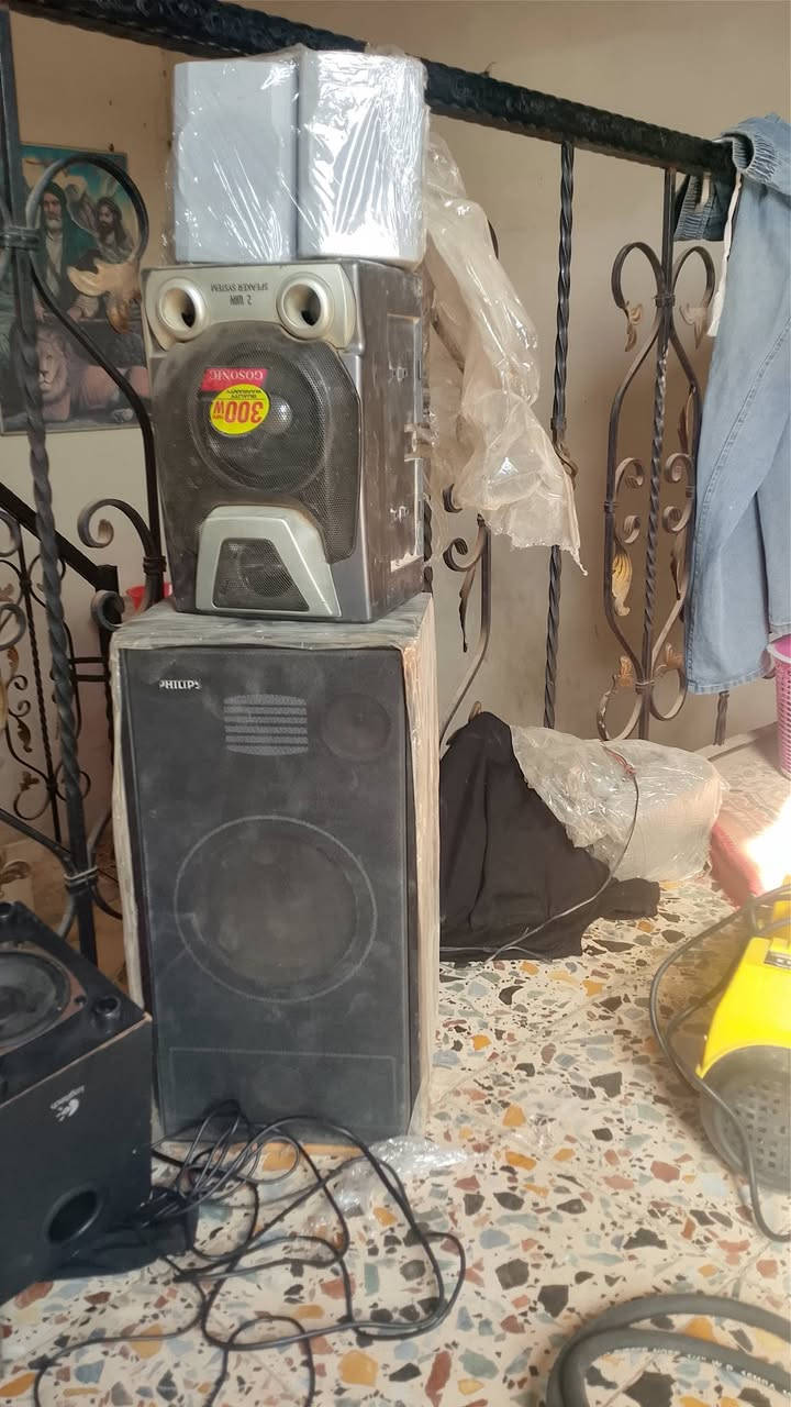 شلعة سماعات كبار وصغار شغالات ب 110
