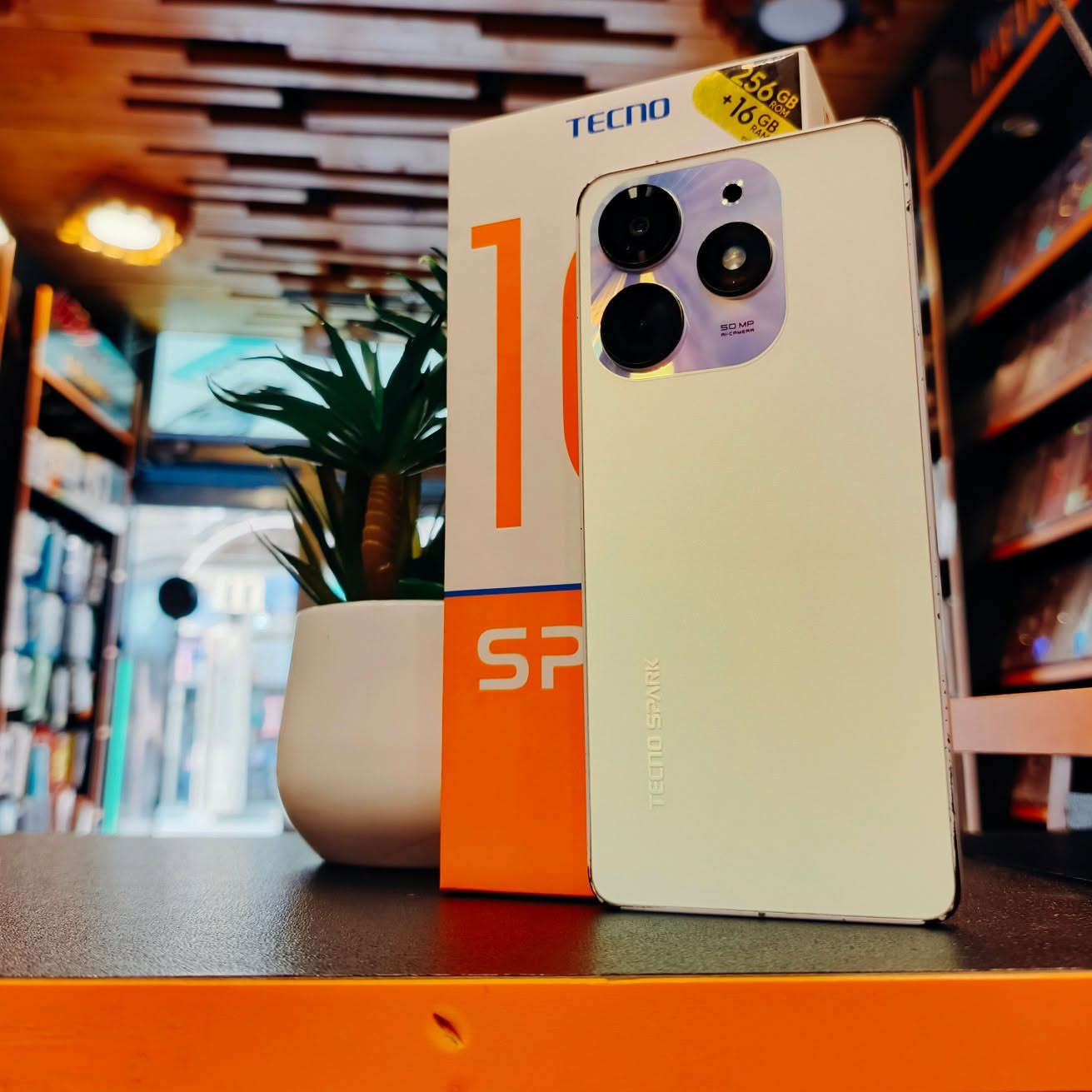 #متاح هاتف مستخدم 👇

#tacno sperk 10 pro 

الذاكرة  256 GB
العشوائية 16 GB
الهاتف غير داخل صيانة ❤
#السعر 135 الف فقط 

#العنوان _الانبار _قضاء هيت _ شارع حامي حميد _مجاور مجمع الملكة أو مقابل مكتبة الأقلام _ مركز الباشا 💥
#لتواصل معنا : 
واتساب / ***********
الانستا / albasha-mople
