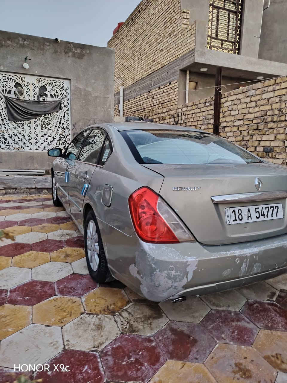 السلام عليكم
رينو سافران
موديل 2009بأسمي
سنوية جديدة
رقم انكليزي (بابل) 
سيارة جاهزة
باتري جديد
تبريد منضومة كاملة
تخم تاير
ضفيرة جديدة
عنوان ديوانية
سعر 68 وبيهة مجال
للأستفسار
***********
