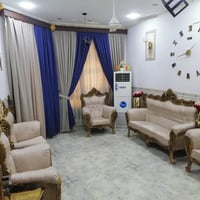 كنب ١٠ مقاعد • نضيف • الدورة