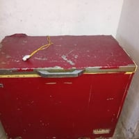 ثلاجه مجمده للبيع اثنينهن 175الف شغلات عل فحص 07765686500