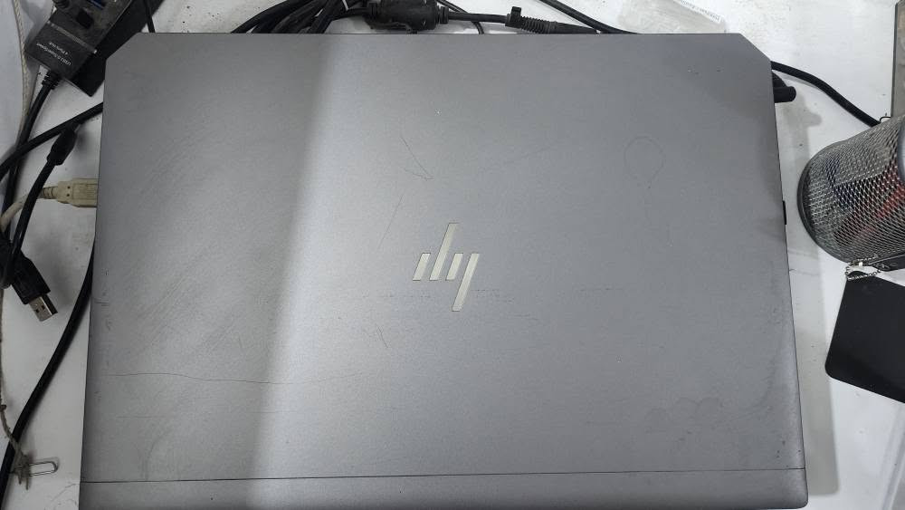 حاسبه hp كوراي ٧ الجيل ٩ للبيع فول مواصفات
مع نظام مبيعات 
برنامج فوتوشوب مفعل مدى الحياة 
برامج مايكرو سوف مفعله مدى الحياة  
مكاني كربلاء
للاستفسار الاتصال *********** كربلاء, العراق

نص مكتوب في الصور:
- حول تتم مراقبة الكمبيوتر وحمايته. راجع التفاصيل في أمن Windows مواصفات الجهاز HP EliteBook 820 G4 QEB18B اسم الجهاز DESKTOP-OJEGPG8 المعالج Intel(R) Core(TM) i7-9750H CPU @ 2.60GHz 2.59 GHz ذاكرة RAM المثبتة ٣٢,٠ غيغابايت (٣١,٨ غيغابايت مستخدم) معرف الجهاز 0E6A427A-F27C-49F6-84F6-66FB10F5A3CC معرف المنتج 00330-52836-43976-AAOEM نوع النظام نظام تشغيل بإصدار 64 بت ومعالج يستند إلى x64 القلم واللمس لا يتوفر لإدخال باللمس أو بالقلم لجهاز العرض هذا نسخ إعادة تسمية هذا الكمبيوتر مواصفات Windows Windows 10 Pro الإصدار الإصدار 22H2 تم التثبيت في ٢٩/٠٧/٢٠٢٥ بنية نظام التشغيل ١٩٠٤٥,٦٤١٦ Windows Feature Experience Pack 1000.19062.1000.0 تجربة
- HP EliteBook 820 G4 QEB18B
- DESKTOP-OJEGPGB
- Intel(R) Core(TM) i7-9750H CPU @ 2.60GHz 2.59 GHz
- 32.0 غيغابايت (31.8 غيغابايت مستخدم)
- 0E6A427A-F27C-49F6-84F6-66FB10F5A3CC
- 00330-52836-43976-AAOEM
- نظام تشغيل بإصدار 64 بت، ومعالِج يستند إلى x64
- لا يتوفر إدخال باللمس أو بالقلم لجهاز العرض هذا
- Windows 10 Pro
- 22H2
- ‏٢٠٢٠/٠٧/٢٥