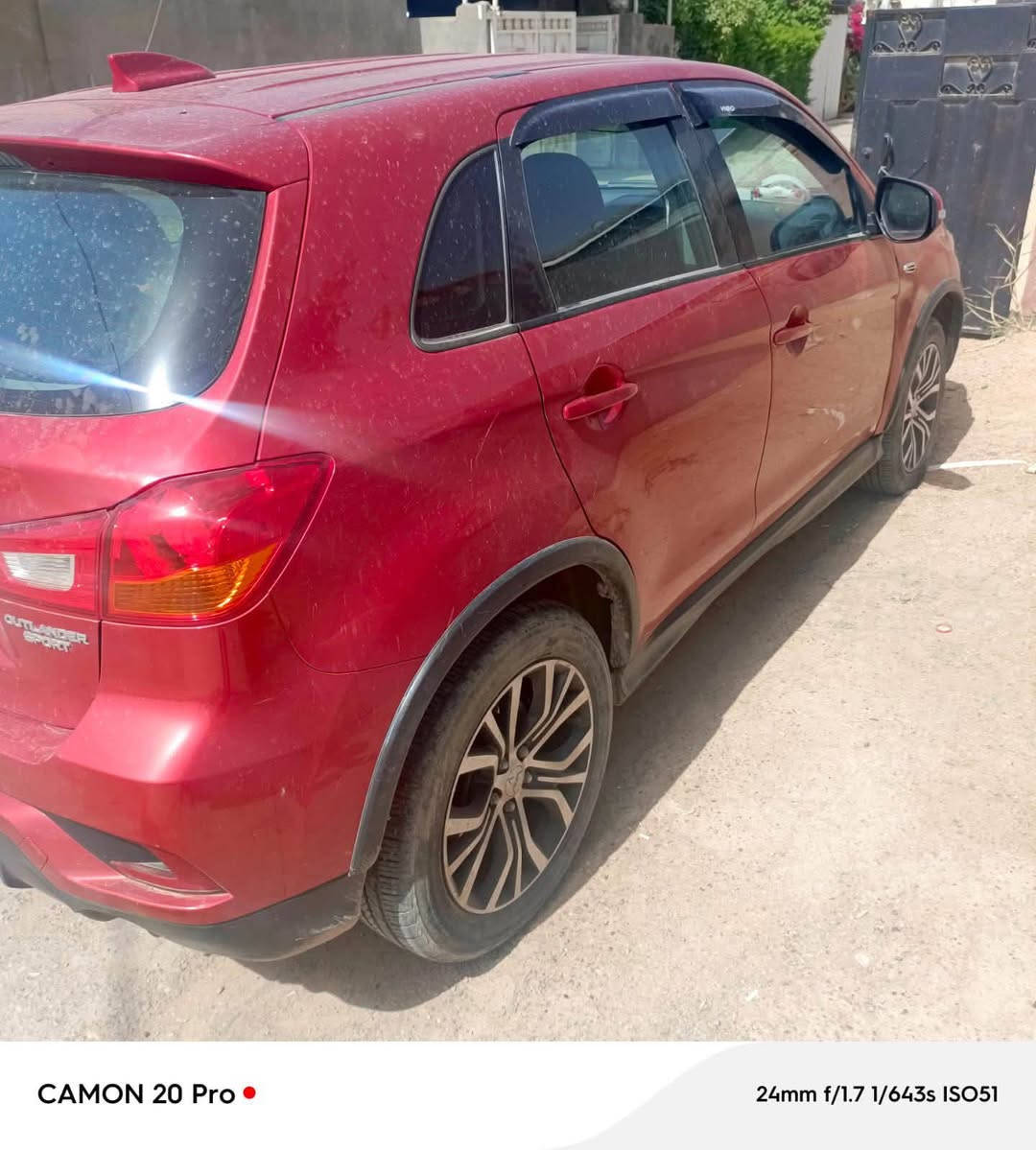 متسيوبيشي اوت لندر 2018
محرك 2400
كيراوتماتيك 
جام كهرباء 
بريك ABS
داخلها غرفتها نظيفة 
ماشية 118￼
حادثها بالإمام خفيف بدون لغود وشواصي 
صبغ بنيد جاملغ 2 ودعامية 
رقم بغداد نكليزي باسمي 
سعر 97 مجال قليل 
سيارة حلوة وناعمة خير من الله 
***********

نص مكتوب في الصور:
- CAMON 20 Pro 24mm f/1.7 1/790s ISO52
- CAMON 20 Pro 24mm f/1.7 1/643s ISO51
- CAMON 20 Pro • 24mm f/1.7 1/904s ISO51
- CAMON 20 Pro • 24mm f/1.7 1/849s ISO51