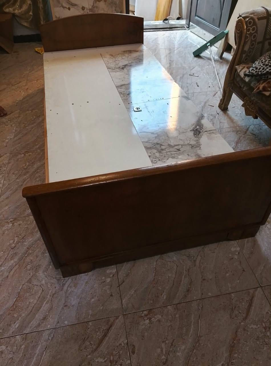 للبيع جرابي نفر صاج شبه الجديده اثنينهم ب150 الوحده ب75 مكان بغداد السيديه للتواصل ***********
