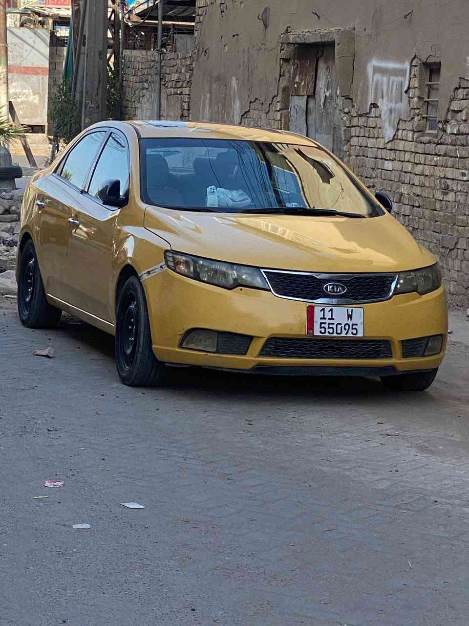كيا فورتي موديل 13 امريكي ضربه صندوك فتحه سقف تحكم ستيرن تدفئه كشنات داخل جديد محرك الفين كير محرك خير من الله تبريد تدفئه مشط جديد سياره خير من الله بسمي رقم بغداد عارضهه ب 83 بيهه مجال بغداد مدينه الصدر ***********
