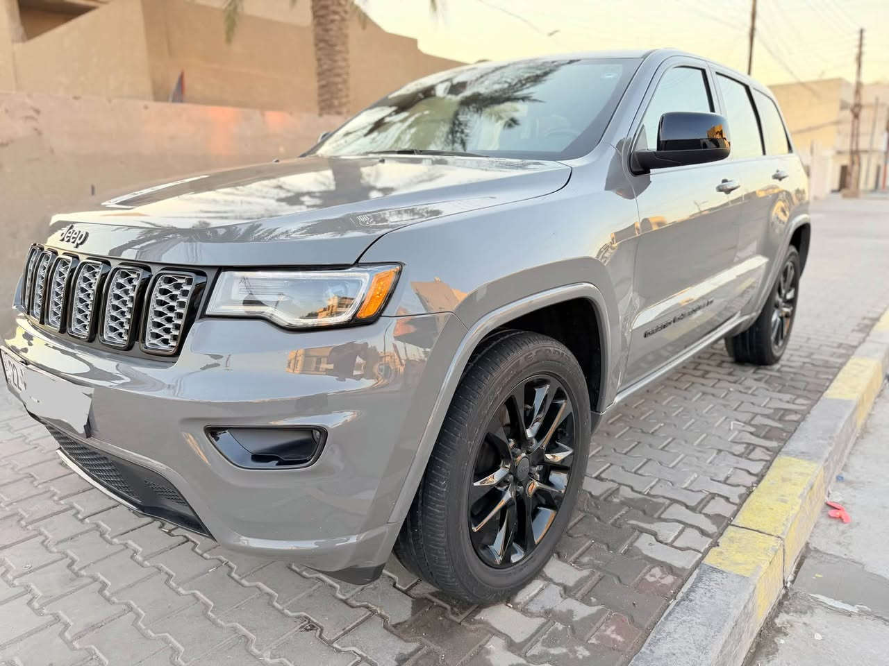 جيب كراند شيروكي ٢٠٢٢
فئة بلاك توب

لون مميز اسمنتي

موديل ٢٠٢٢

مكفولة كفالة عامة كلين تايتل

بيها ٣ سونارات وتقرير فاكس

رقم اربيل تحويل مباشر

ماشية ٦٧ الف كيلو متر 

فول مواصفات 

فتحة 

جنطة كهرباء 

رادارات 

حساسات امامية خلفية

سعر ٢٧٥$ وبي مجال للطيبين مكاني بغداد***********
