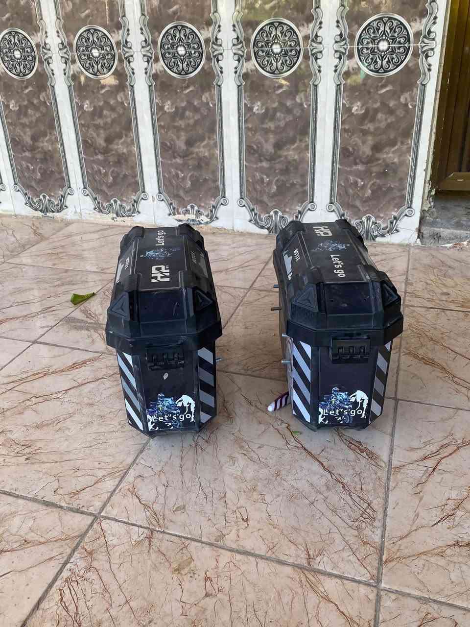 سلام عليكم صناديك مع اقفالتهن وقواعدهن
وتساب :***********
