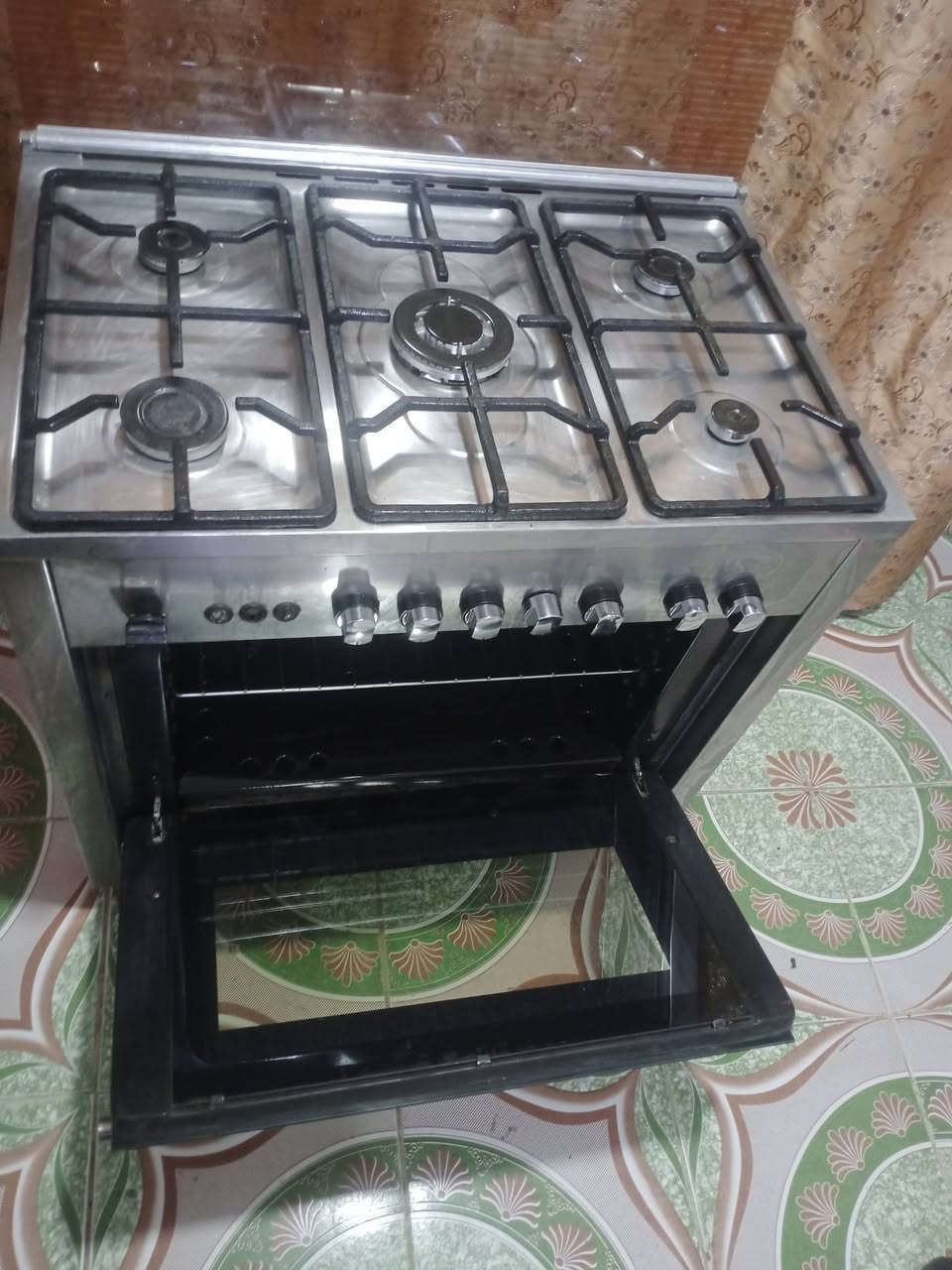 طباخ اللبيع ومكانه زين القوس ***********
