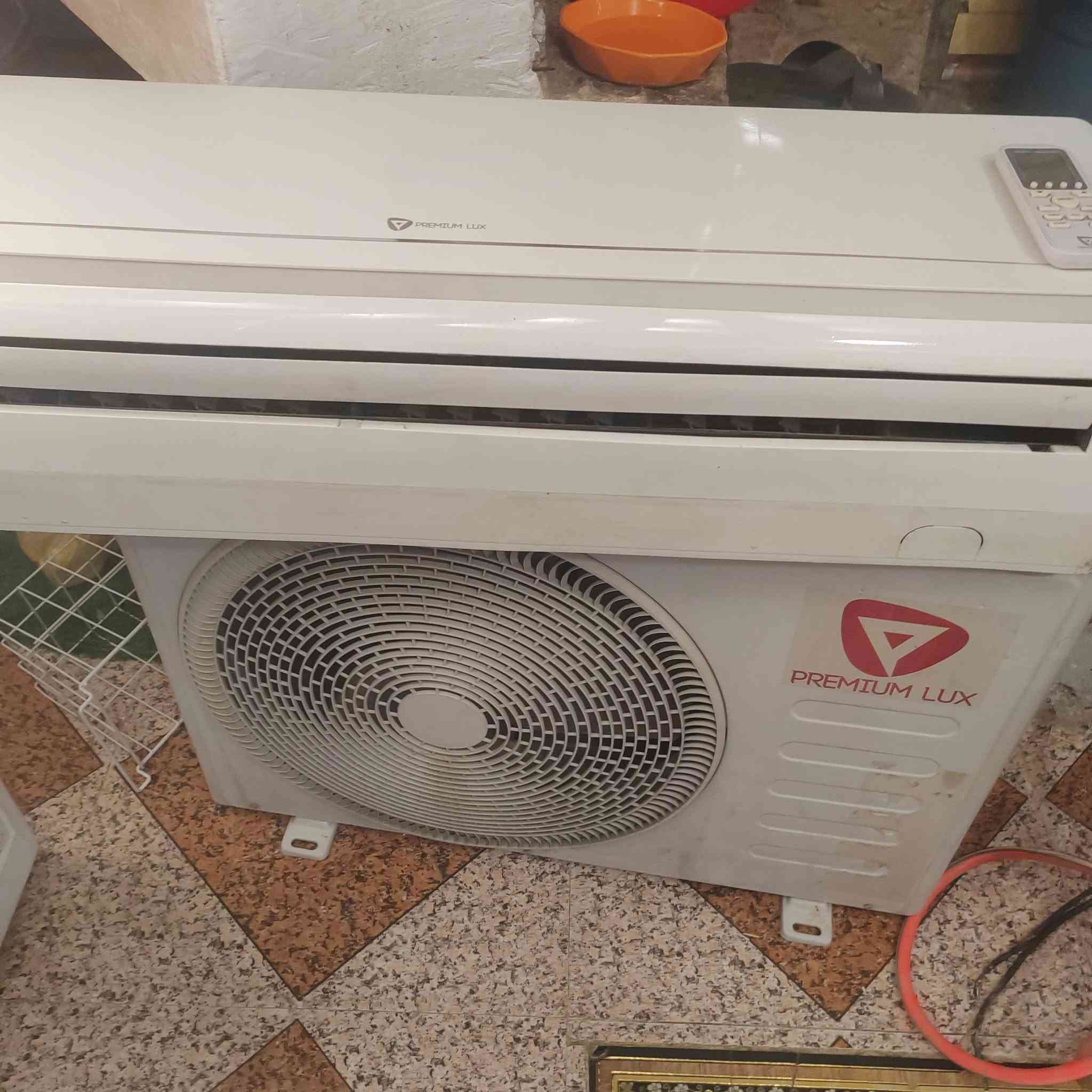 سلام عليكم سبلت غاز 410اخو جديد فحص يلا تاخذه 450سعره ***********
