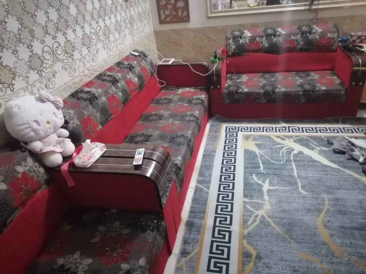 السلام عليكم .عندي تخم قنفات مستخدم للبيع نظافة 60/.  يحتاج ترتيب السعر  250 ومجال قليل اتصال وتساب ***********
