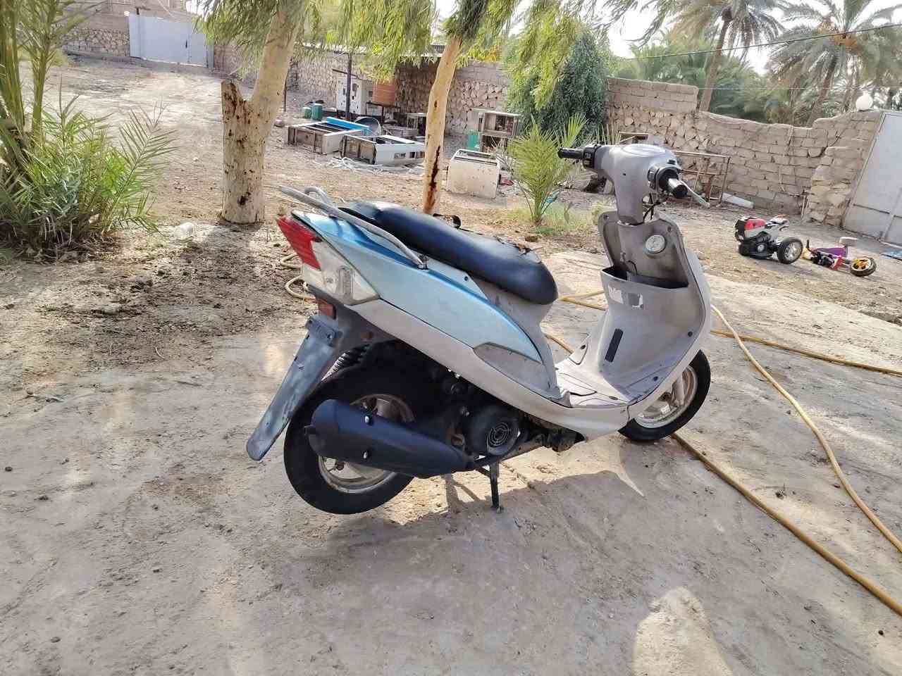 سلام عليكم ماكس منغولي للبيع دراجه حلوه ونضيفه وناعمه كلش  كهربائيات كله شغاله  مفتوحه على أيدي بوشه وبستم دراجه ماخذه حاويه السعر ٤٨٠ وبيه مجال بسيط  المكان سنيه الرقم ***********

