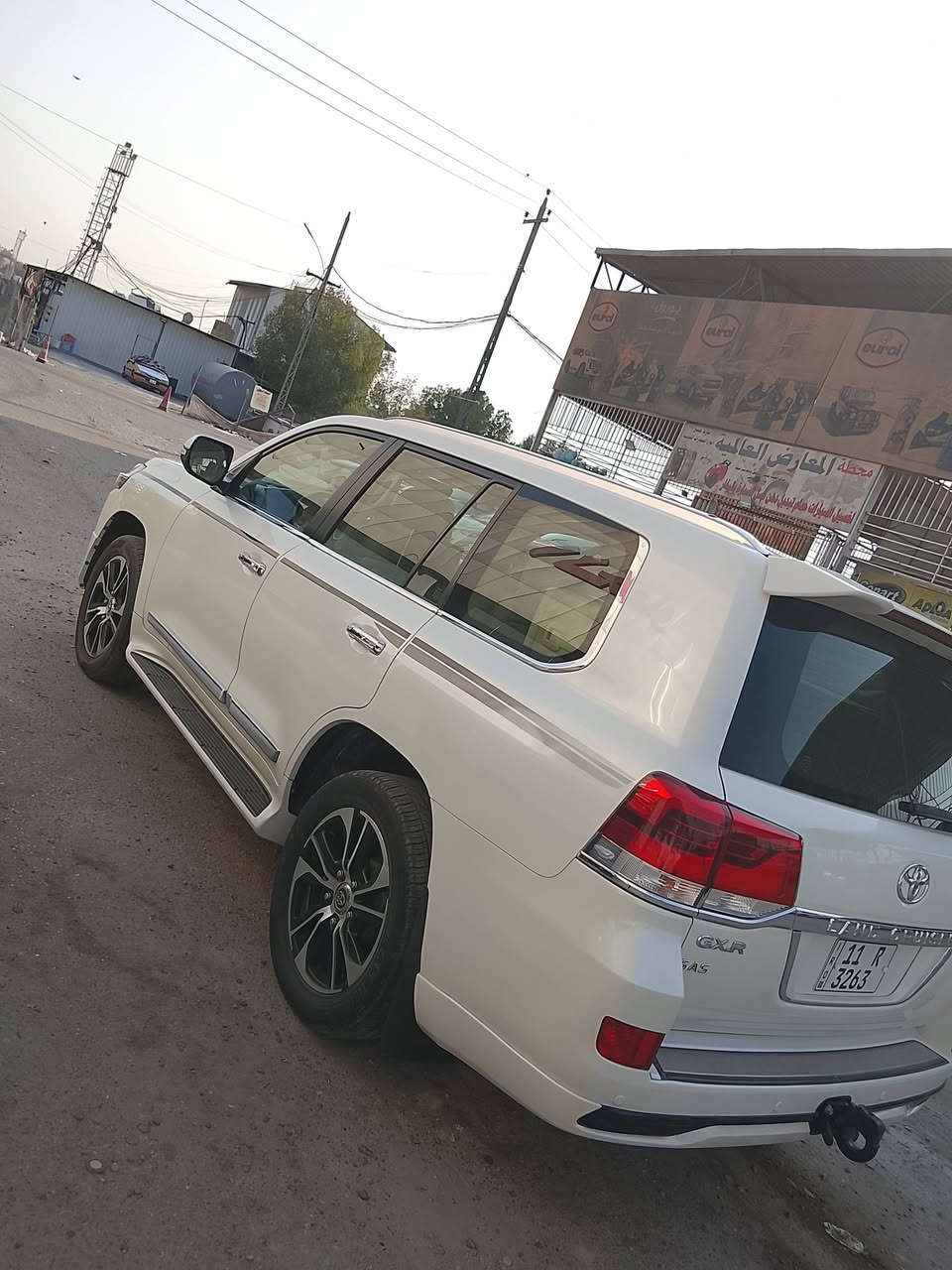 لاندكروز ١٨فول زاز بيه صبغ ربع البنيد كفاله سياره ٤٢ بيع مستعجل شراي خلي يتصل مكاني سيديه  ***********
