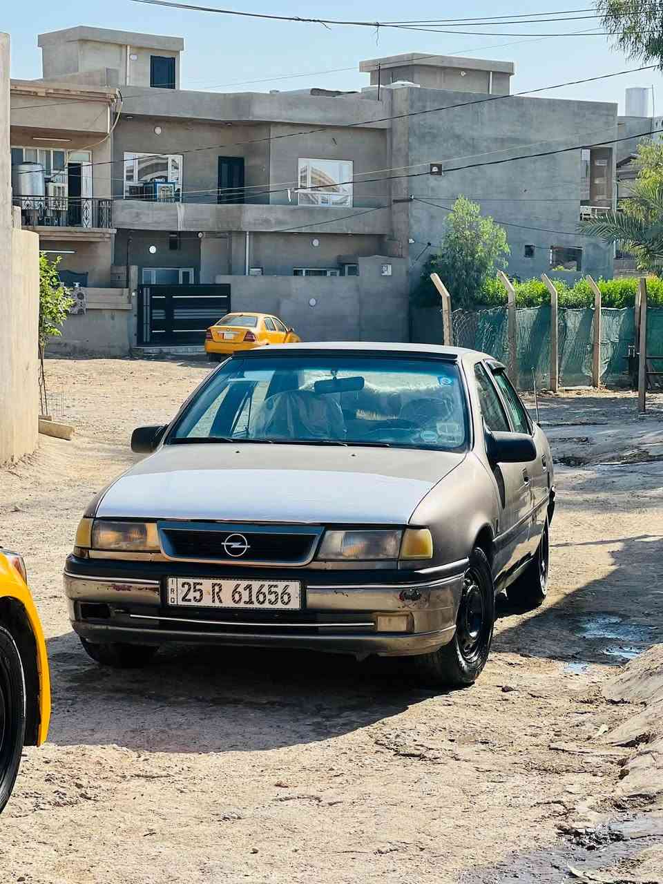 أوبل فيكترا • ١٩٩١ • رقم كركوك