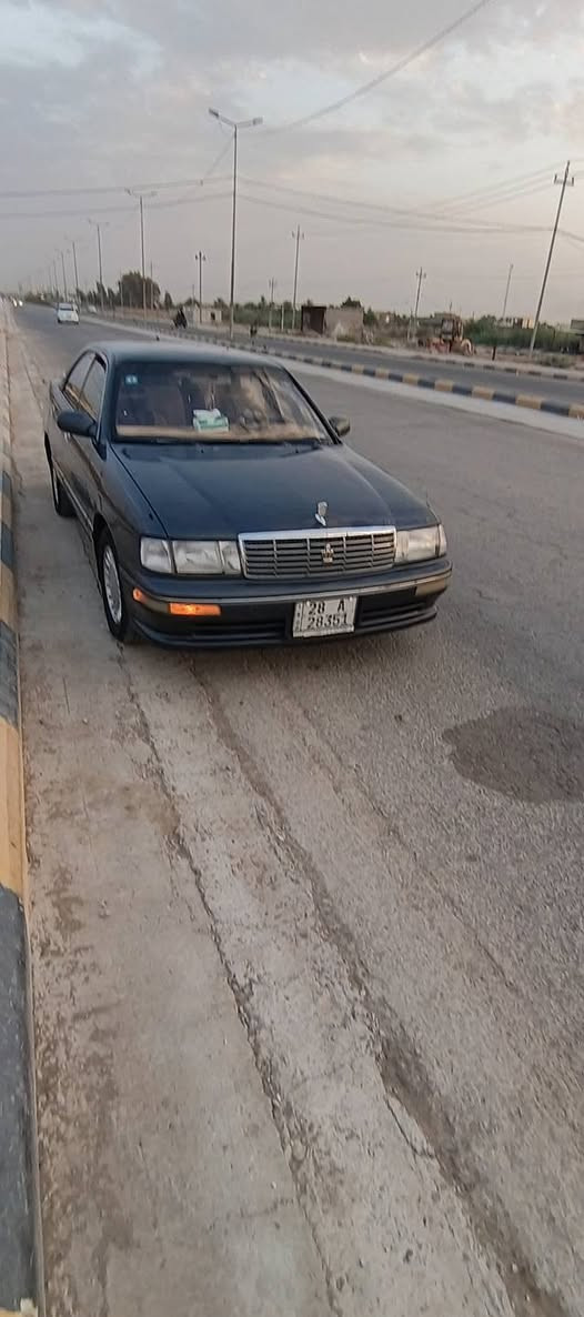 بطه مصبوغه صبغ جماليه منفصل رقمه نجف وبسمي  كفاله  من الكص ونقل جثه حديديه    كرهبايات كله شغاله محركه 3000  غرفته حلوه سياره ما نقصه شي ***********
