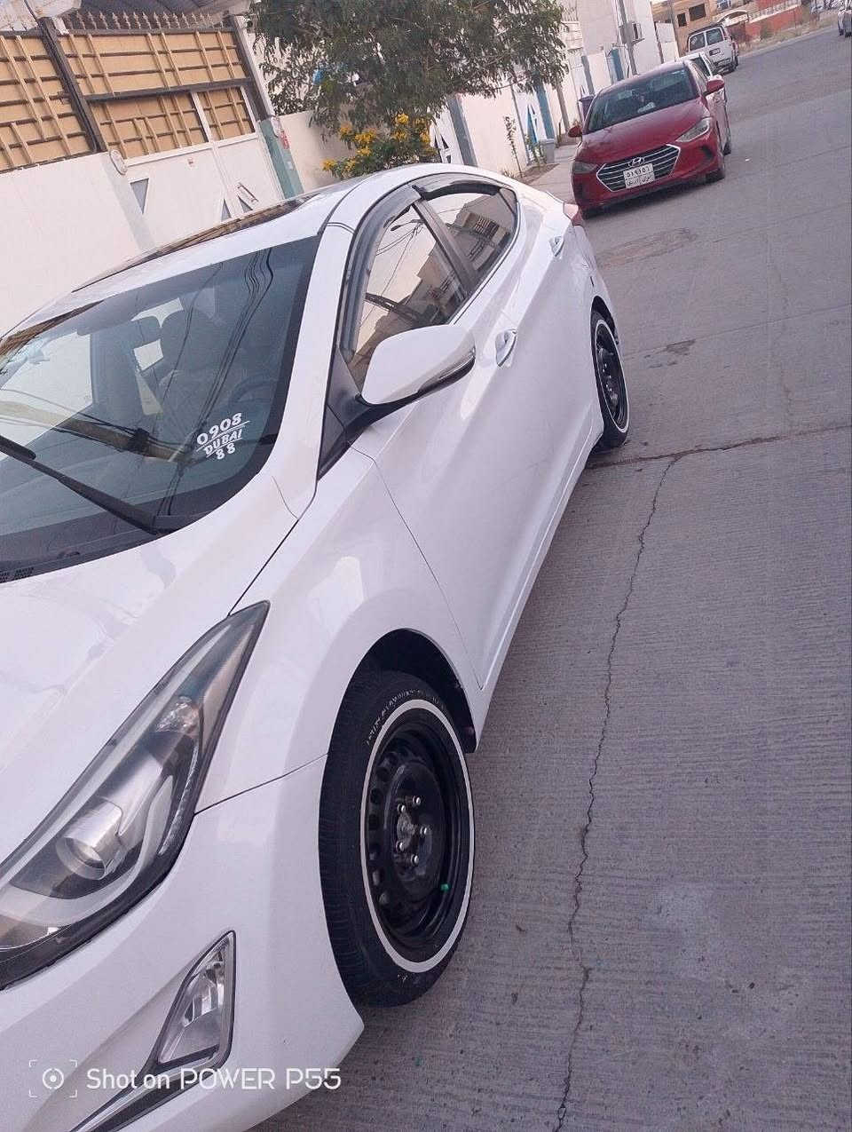 النترا 2015 فول مواصفاتها معروفه
مكينه 1800 كير محرك كفاله تبريد ثلج 
بيها 3قطع بدون اي داخل صبغ فقط 
حداديه جديده قبل سبوع مشتغلها
عليها ادامه منضومه احتراق كامله جديده 
السياره حلوه وجاهزه ومتعوب عليها كلشي ماعايزه 
للبيع او مراوس حسب القناعه سعرها ب107 وبيها مجال
***********
