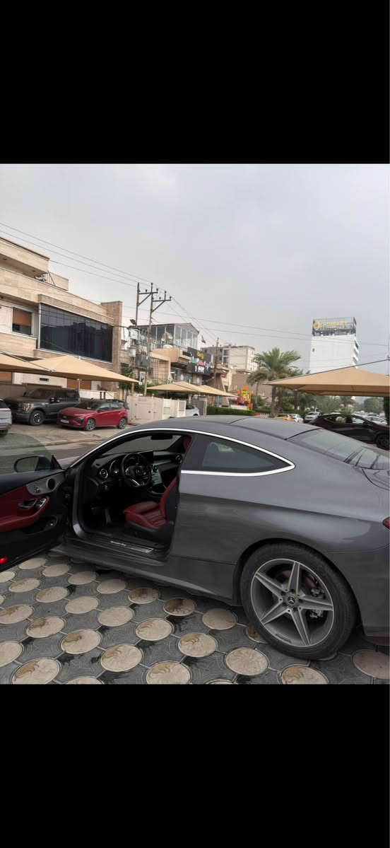 للبيع مارسدس C300 كوبيه 
فول مواصفات   موديل 2017 
سنوية ب اسمي تحويل ثاني🛑
كلين كفالة عامة وارد كندي🛑

لون فيلي داخل جلد احمر 🛑

ماشيه 82 الف كيلو  حقيقي !🛑
فقط بيه تعديل شبر عند باب pdr بدون صبغ.!
المواصفات …
_________________
شاشة-كامرة خلفية
بانوراما
دبل ماوس
رادرات جانبية نقطة عمياء
رادار مانع تصدام
ويل نجمه بلادي
تدفئه بالكشنات الاماميه
كشنات الاماميه كهرباء.  
كشن السايق ميموري وبصفه
استرين -شفتات ميموري
حساسات خلفيه-امامية
وبعد مواصفات بيه اكثر 

السعر 21.900$
 سعر مال بيع ،شوف خواته وقارن سعر  نظافة...📌

مكان السياره بغداد -المنصور

*********** بغداد, العراق
