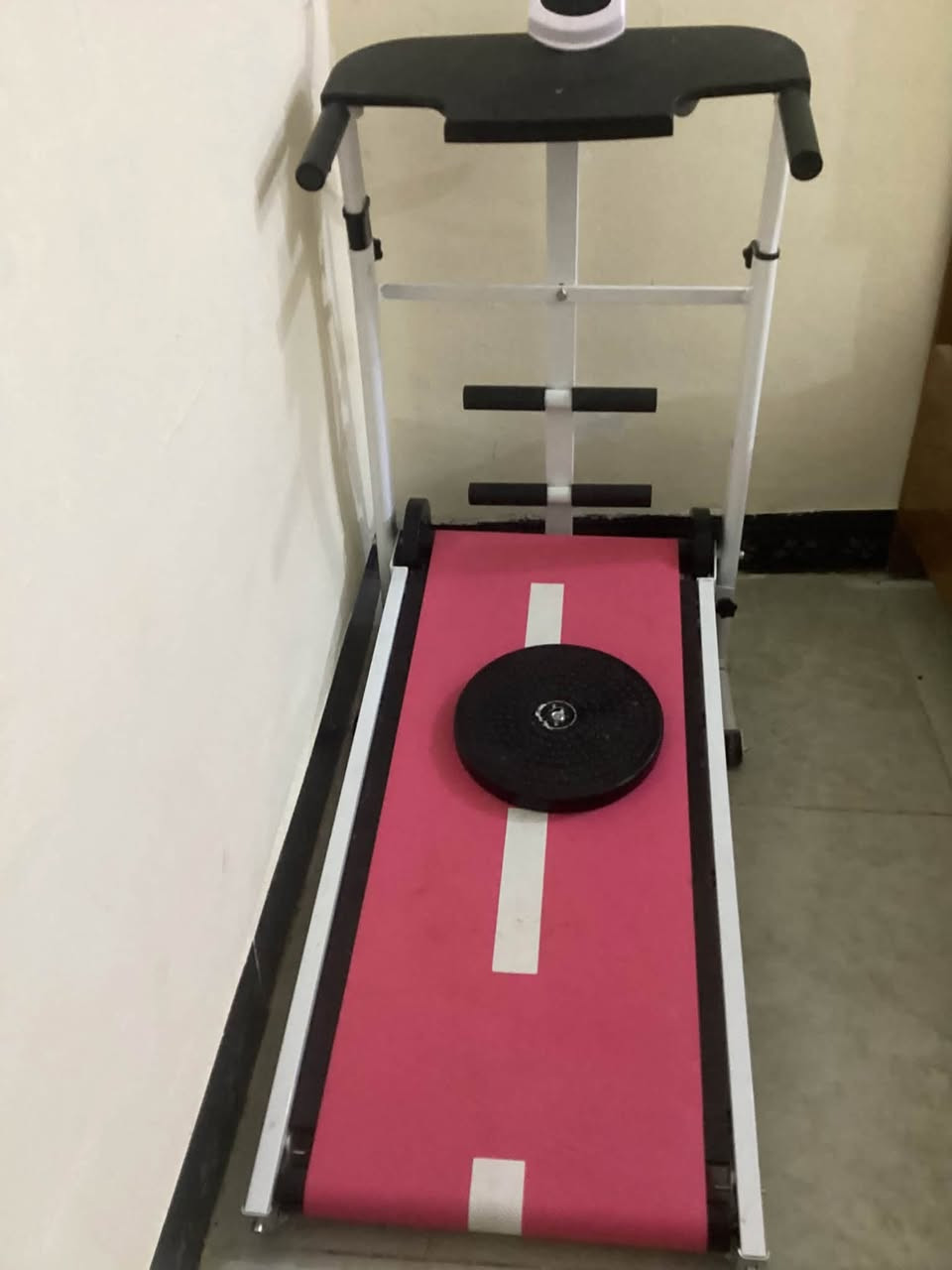 جهاز جري نضيف مستعمل قليل سعره 130 رقم ***********
