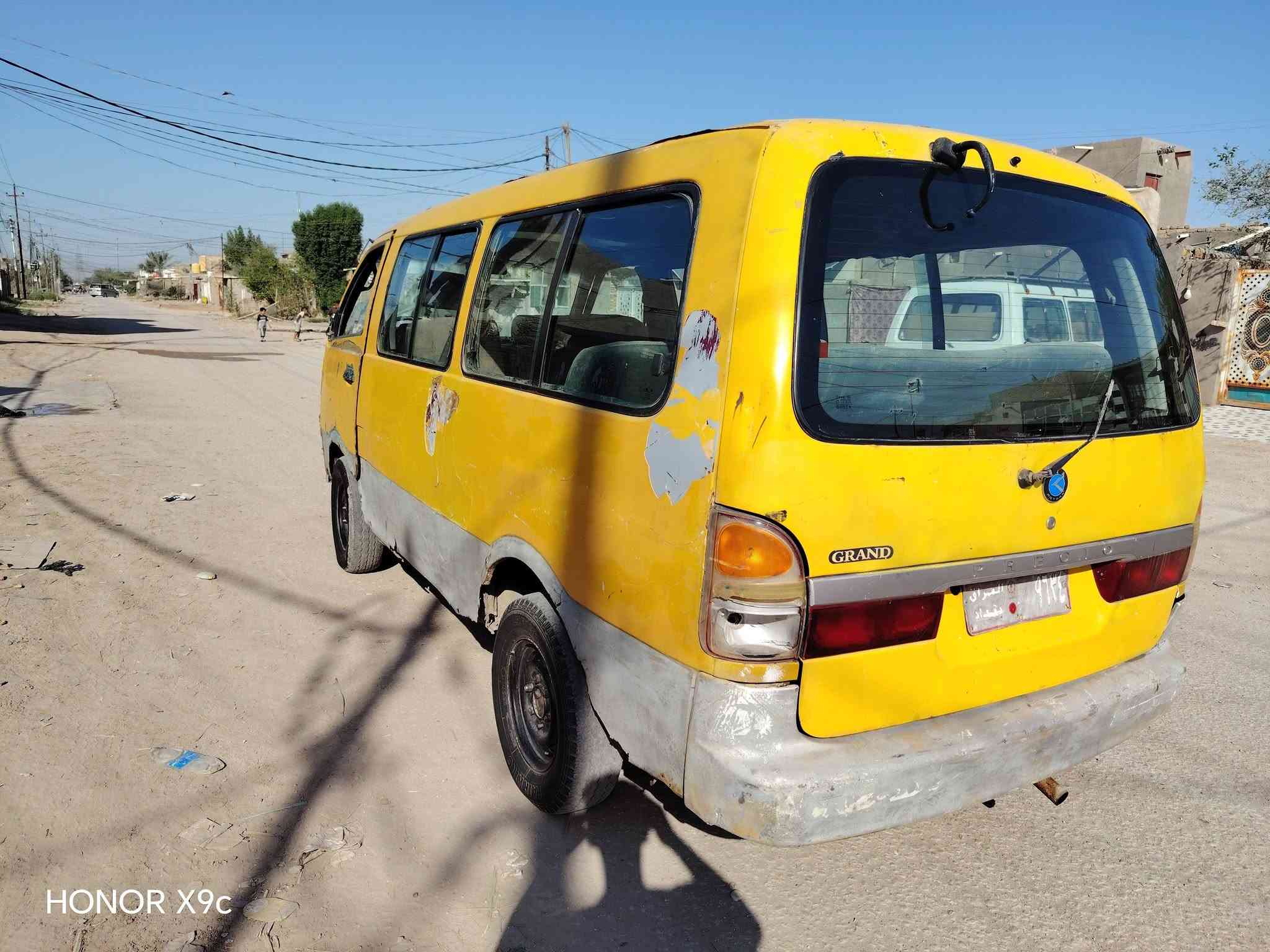 السلام عليكم سياره بريزو للبيع سياره مكينه حدادين نظيفات مالك ما اندله موديل 96 سياره نظيفه مال شغل سعر 13 وبيها مجال مكان بابل القاسم ***********
