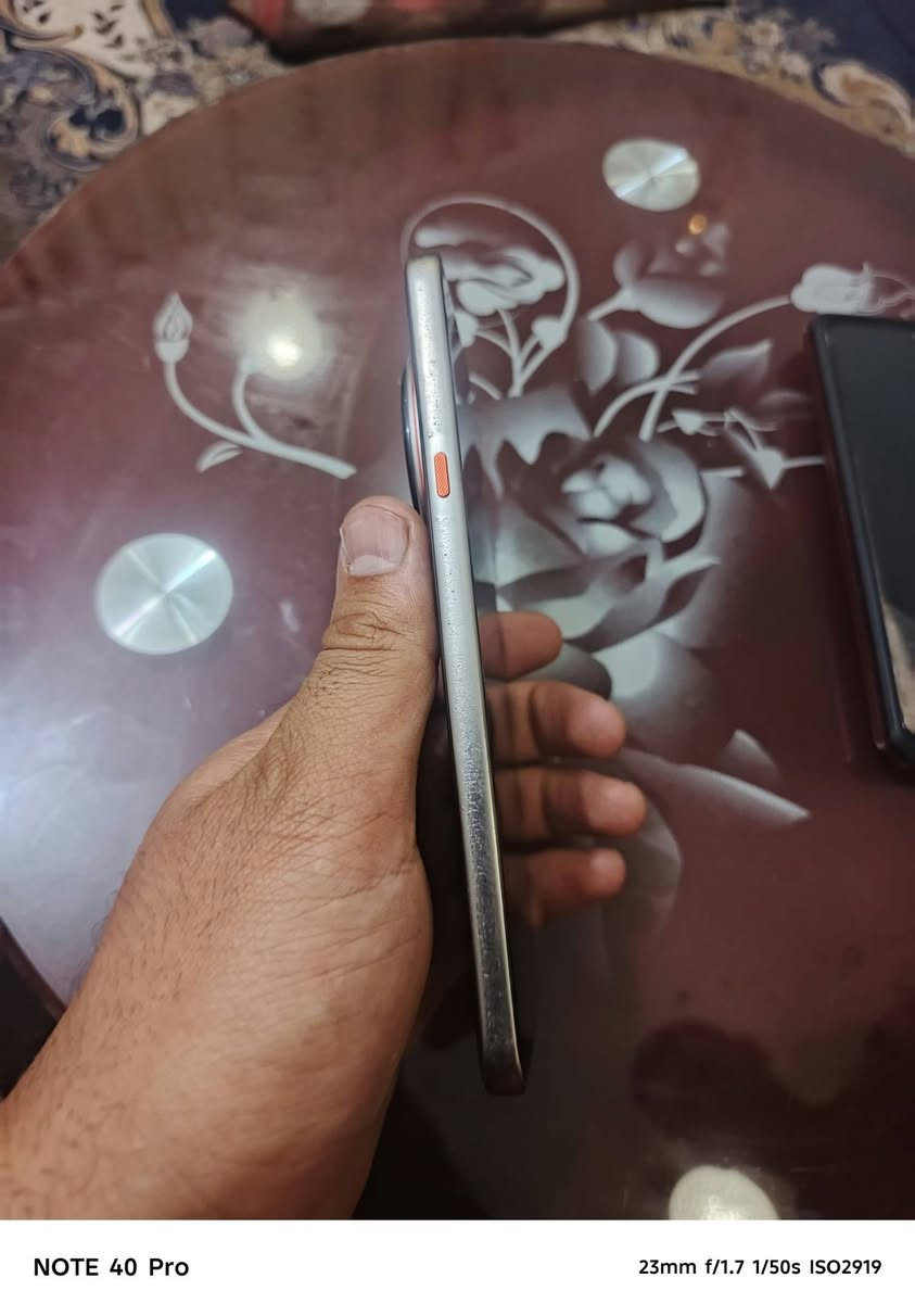 كامون 40 بريمير • 12+12 رام • كاميرا سوني 50MP 100X