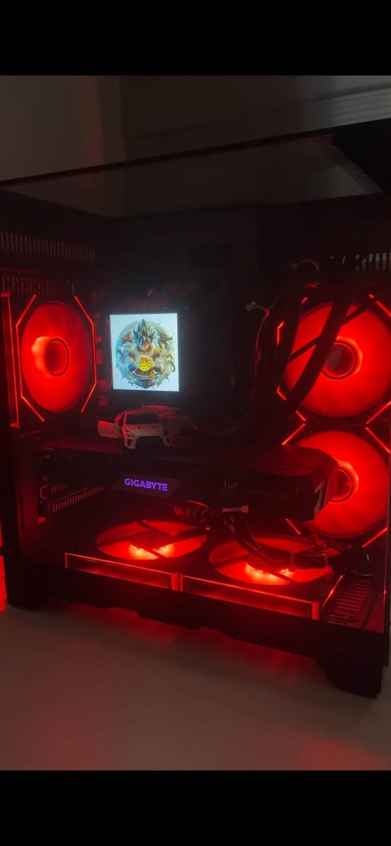شاشا   msi.  180hz.   حجم 24
--------
i5  11400
RAM. 16  3200 كورسير
m.2. ssd 256
gtx 1660. 3fan + RGB + من كيكا بايت
winows 11
مبرد مائي عل معالج.  شاشا ---------
يوجد وصل شراء ب الصور
كيبورد : ريدراغون.   ماوس :ريدراغون  سبيكرات خارجية. مكاني بغداد زعفرانية.  السعر مناسب خاص لان اكو متخاف الله تكسر. لي الاستفسار  ***********

نص مكتوب في الصور:
- ٩٠