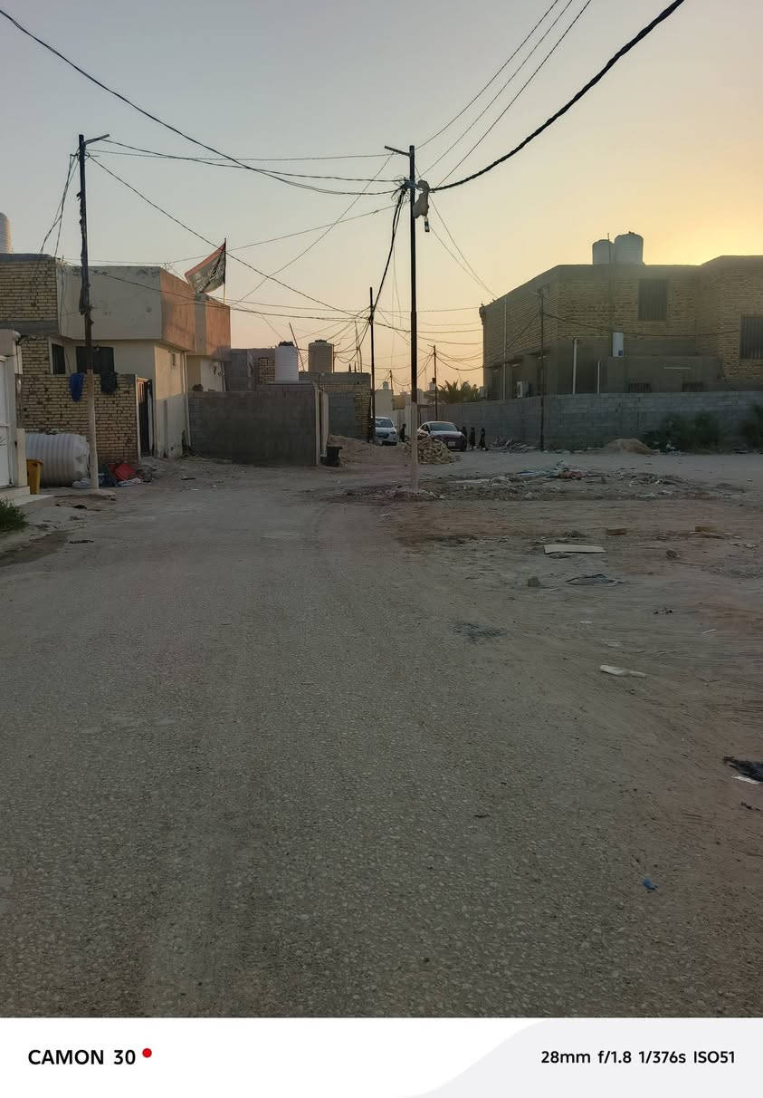 🏠 دار 50م – النجف الأشرف بيع متوازي
📍 بصف السوك مقابل ملحق قرية الغدير

🧱 طابوق جمهور | 🏗️ سقف كونكريت

🛏️ غرفة + 🛋️ صالة + 🍳 مطبخ + 🚿 حمام + 🌤️ منور خلاطات سطح مزفت ومطبك شتايكر كامل البيت 

💰 19 مليون قابل للتفاوض

📞 ***********
