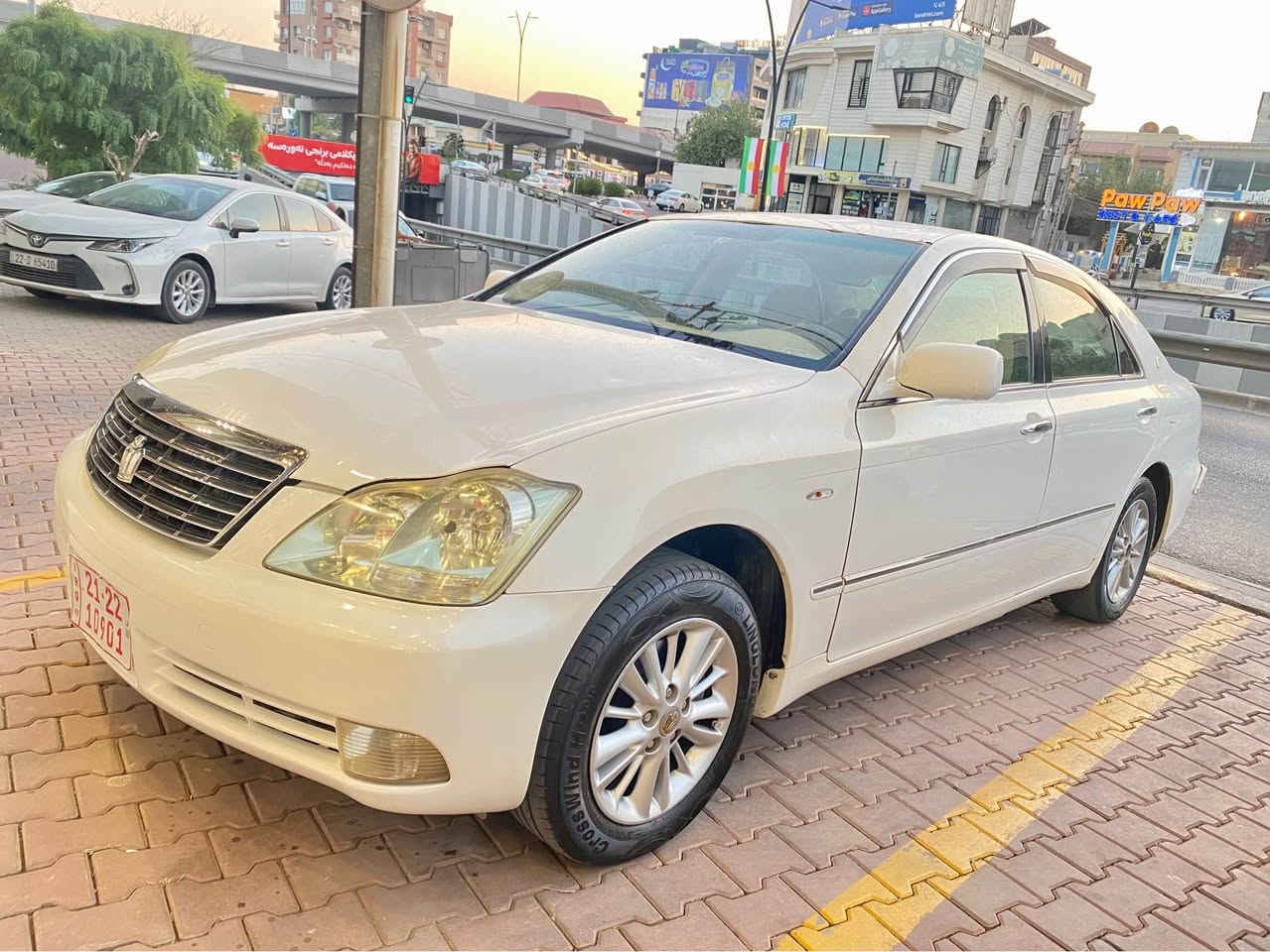 سەرەتا بەناوی خودا…
شاهینە بڕاوە …
مۆدێل ٢٠٠٥
گێرو مەکینە ١٨٠ کەم بەنزین خۆر
گێرو مەکینەی بەشەرت 
بێ تەقەو رەقە 
بێ دەعم 
سەقف حیزام و کەڤەر و شانسی بەشەرت 
کامل کارەبای مەزبوت 
 پاتری لۆک
چوار تایەی لۆک 
سارد و گەرمی تەبریدی بەشەرت 
سیعر : ٤٧ مەجال 
شوێن /سلێمانی 
ژم /*********** السليمانية, العراق
