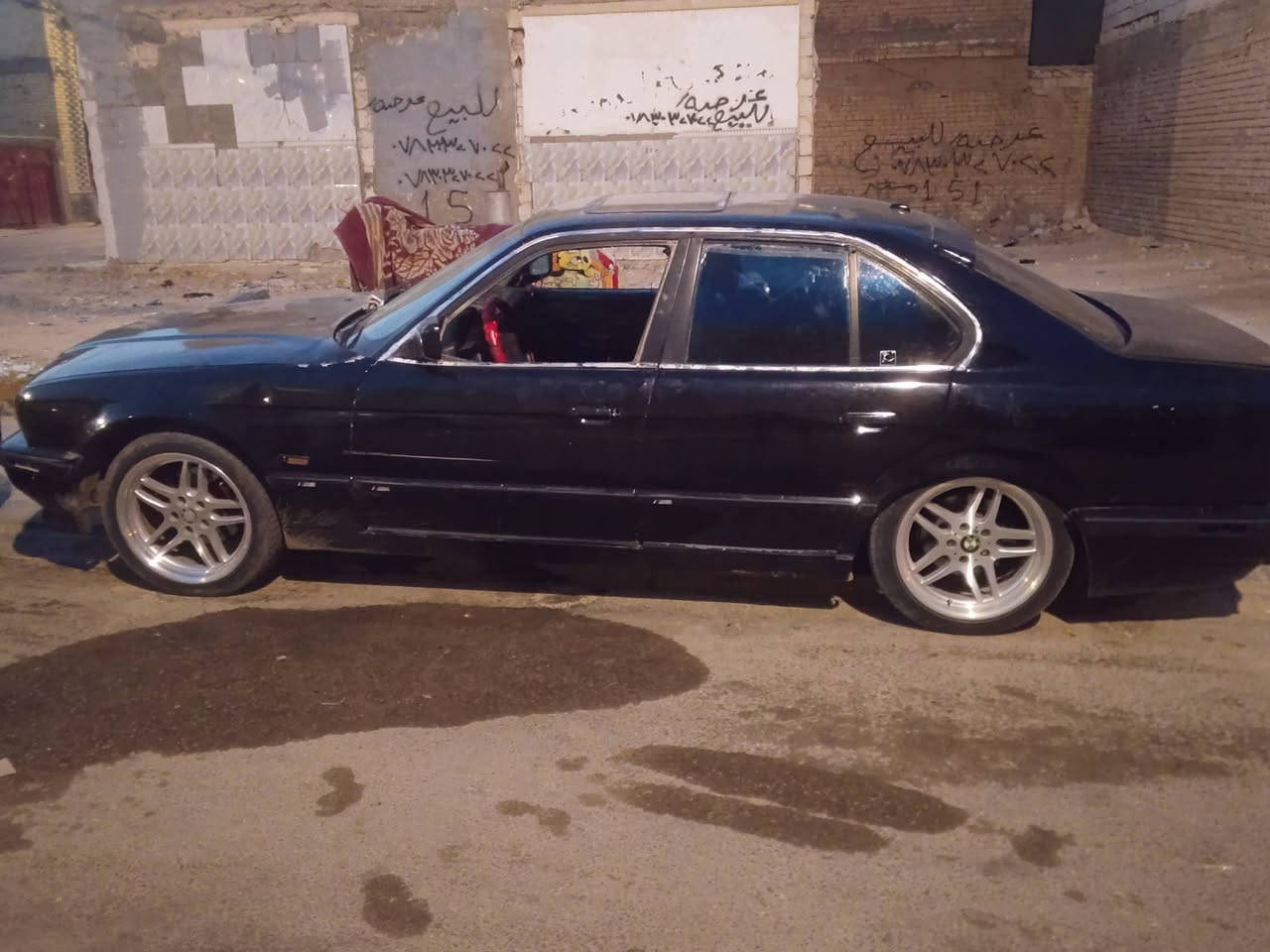رقم نكليزي بيئم 535 كير ومكينه 25 مسكر فانوس
سنويه لل27 
سياره حديديه جديده 
تخم تاير جديد 
تبريد ثلج 
هزه جديده
سعر 45 وبيه مجال 
مكانه نجف ***********
