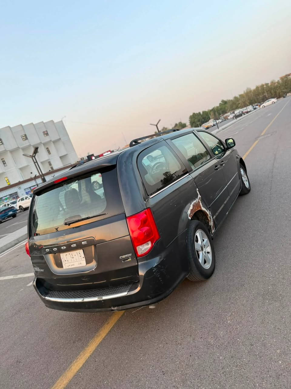 دوج كرفان 2012 محرك 3600

فول مواصفات رقم بغداد تبريد منفصل كشنات منفصل 

بيبان كهرباء سياره بيها نواقص كونترول كير + صيانه تبريد

صبغ جاملغ + بنيد + جاملغ خلفي 

السعر 89 ورقه 

المكان بغداد

***********-***********
