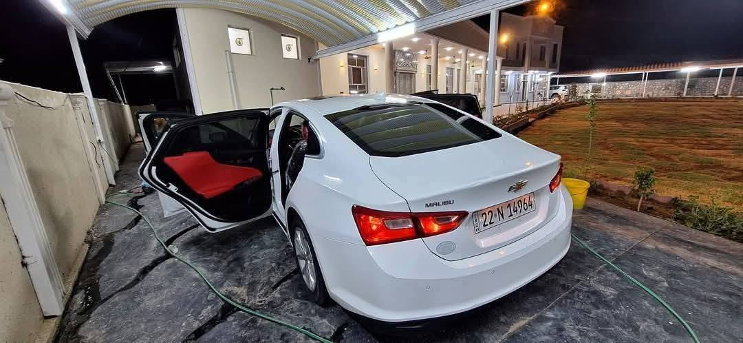 ماليبو 2024
وارد امريكي النوع LT
1500 تيربو 
فول موصفات
فتحة سقف 
ردار 
كامره 
حساسات 
تشغيل عن بعد 
شاشه تدعم الاندرويد و الايفون
كشن كهربائي 
تدفئه 
حساس لايت 
اطفاء ذاتي 
بعد هواي موصفات 
ماشيه 39 كيلو متر وقابل لزياده
لضرر جاملغ سرقه ومصبوغ
 وباب مصبوغ فقط بدون ضرر
سياره جديده مثل صور 
رقم اربيل باسم شركة محمود رشيد محمود 
الاستفسار ***********
العنوان كربلاء الهندية
السعر 138 مع المجال
صور حادث ما عندي فقط سونار
