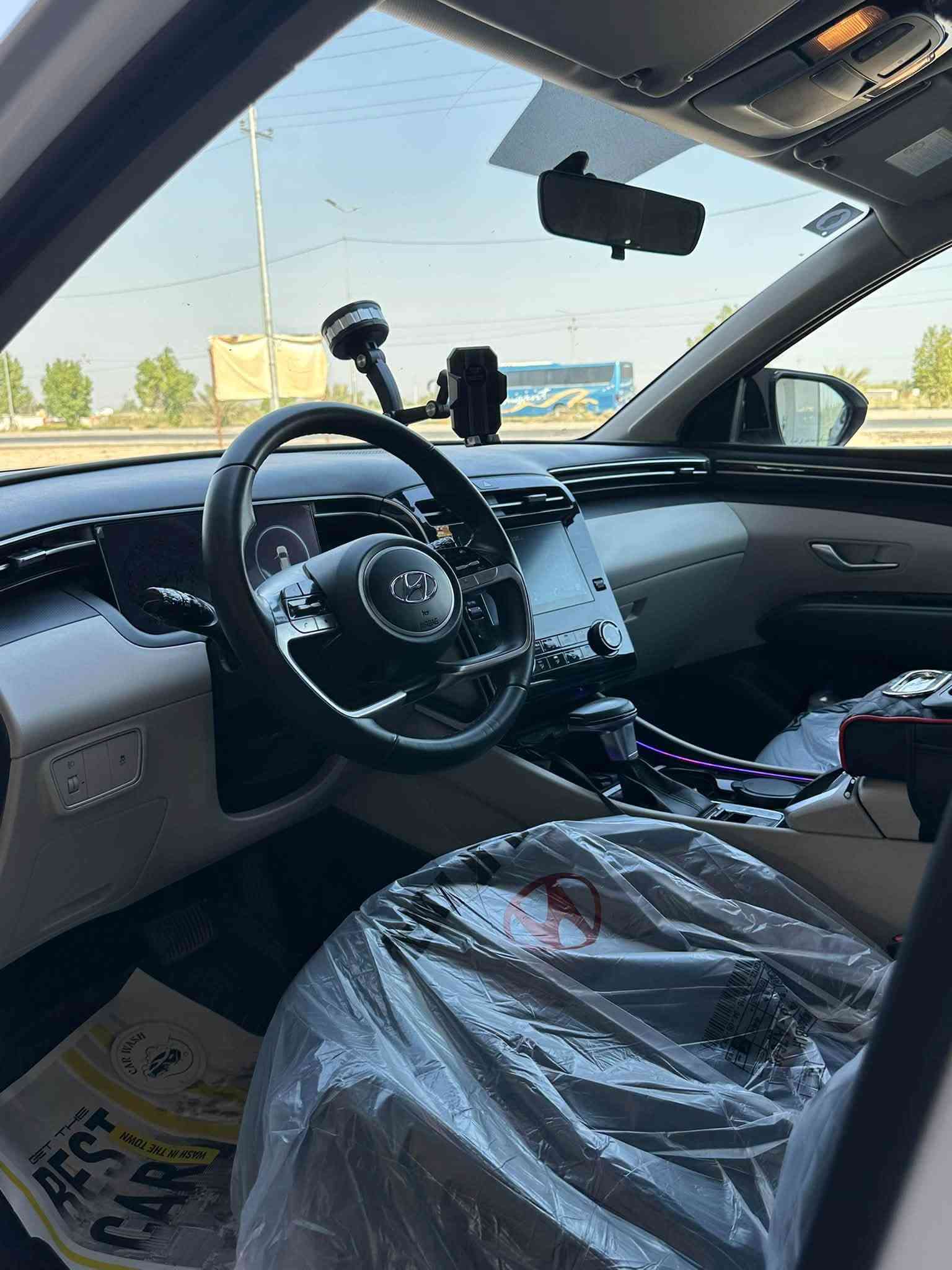 سان ٢٣ كفالة عامة
مواصفات معروفة 
بصمة تشغيل 
بصمة ابواب مع الترحيب 
اوتو هولد 
هاند بريك بصمة 
مانع انزلاق 
شاحن وايرلس 
كشفات مع المقود 
تبريد قطعتين 
دبل كرسي كهرباء 
ماشة 88 
للتواصل 
*********** واتساب او اتصال
