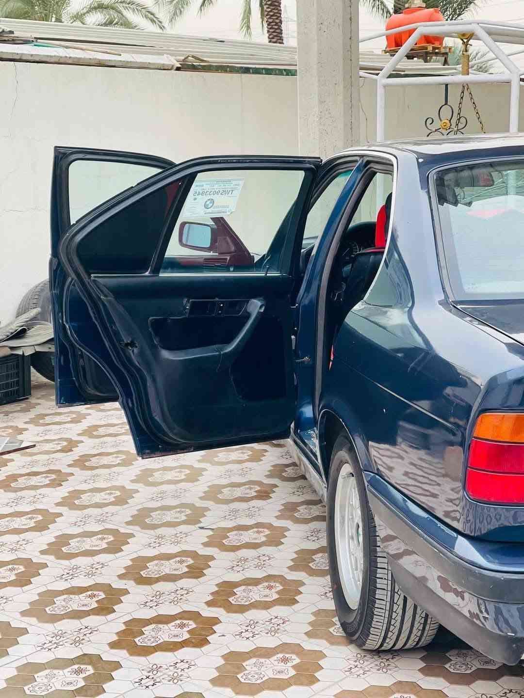 مكلف بنشر (مختص بنشر اعلانات لسيارات باسعار رمزيه )
 بي ام دبليو  موديل 1989 كير محرك 535 بلادي كله مكفول تبريد مابيه نقص كمبريسر تايرات تخم جديد حداديه جديده كهربائيات كله شغاله بيه منضومه زنون 
سعر 45 وبيها مجال
 مكان الناصريه مركز 
***********
