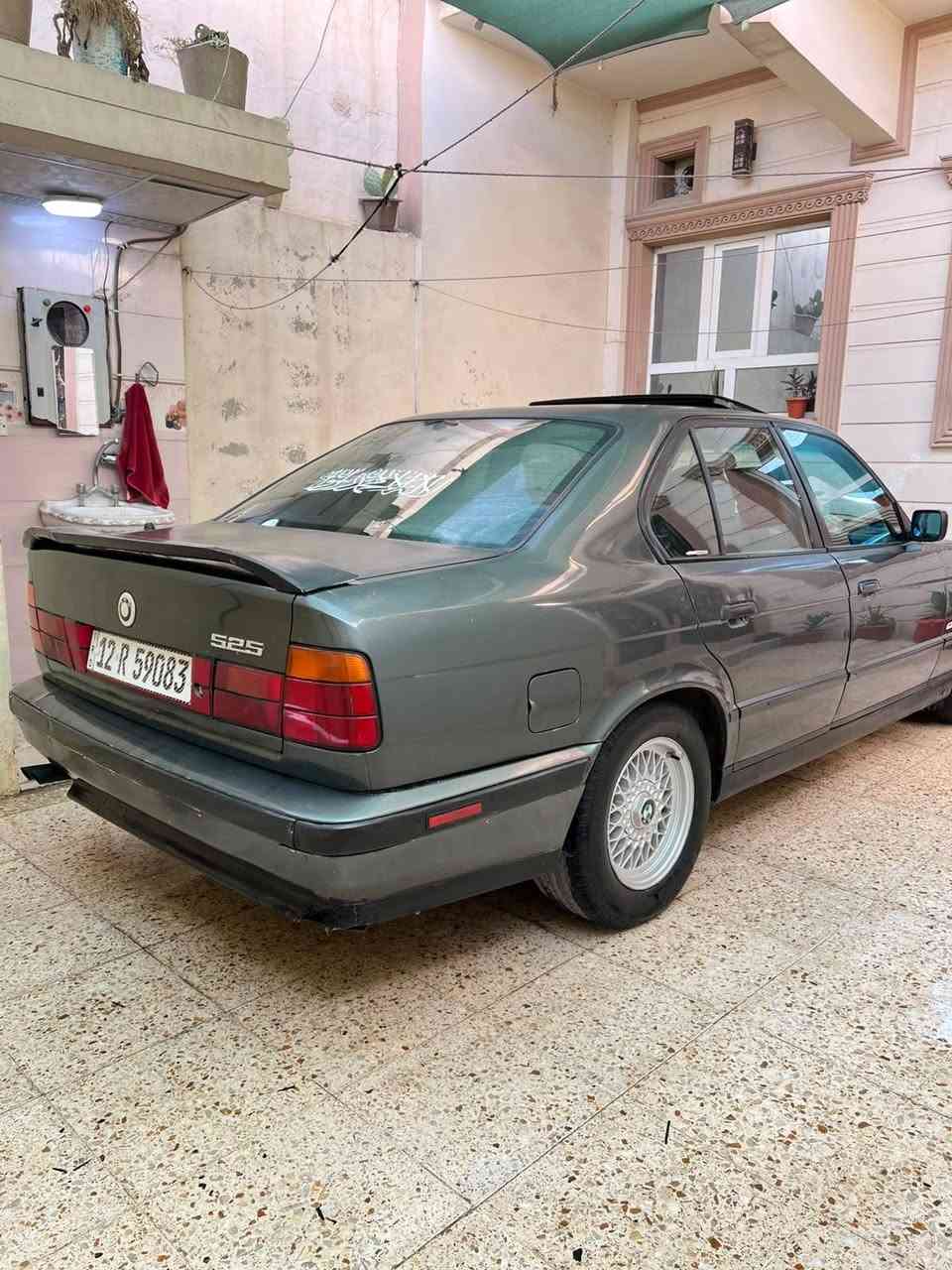 السلام عليكم
للبيع او مراوس

525 موديل 91 اصل وفصل بليت وسنويا 

رقم نينوى نكليزي هزا جديدة 

مكينة كير خير من الله 520 كبس اقتصادية 

طخم تايا جديد ويل 5 خليه

صبغ عام بدون ضرر 

سلايت طكتين

جامات امامي كهرب

(كوبون بانزين )

كهربائية كلها شغاله عالي ناصي 

بلاجكتورات ماطور ماسحات كلها شغاله 

السعر 40 عنوان موصل

***********

***********

