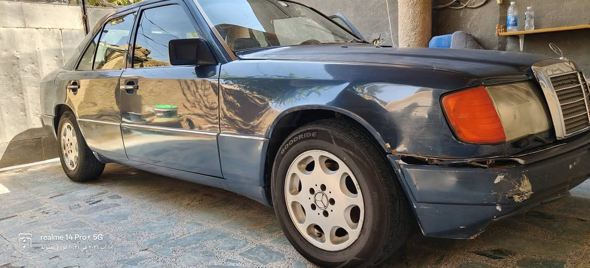 سلام عليكم
مارسيدس دب موديل 1991 رقم سليمانية بسمي السنوية لغاية 2028مكينة بطة 2500 ديلكو سيارة خير من الله تبريد شغال سيارة مثل ما اموضحة كدامك بالصور السيارة اروح واجي بيها للانبار وابد ما يوم وكفتني بس محتاج فلوس واريد ابيع السعر المطلوب 60 وبيها مجال مكاني ديالى بعقوبة

***********

***********
