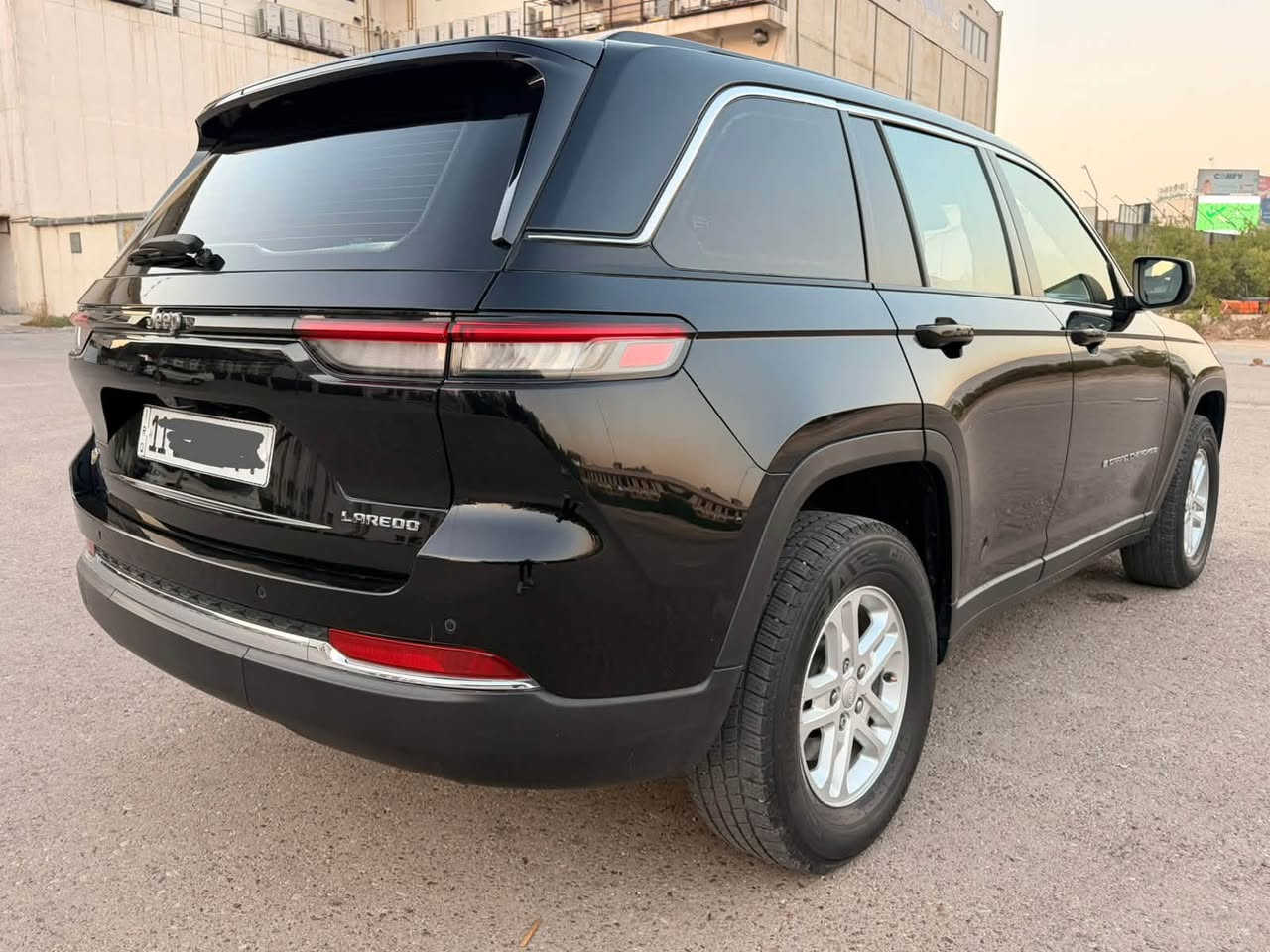 السلام عليكم جيب 2023
السعر 250 ورقه مجال بسيط بيع فقط 
5راكب المرغوب الشكل الجديد 

مكفوله كفاله عامه سونار موجود 
محرك 3600 سته سلندر سياره جديده على وضع الشركه 
كلين مكفولة كفالة عامة  
السيارة بدون صبغ بدون تبديل  فول مواصفات  
ماشيه 50 
المواصفات
بصمه تشغيل
شاشه كار بلي
كامرة دوار
حساسات امامية وخلفية
فتحه 
تدفئة وتكييف المقاعد
كشنات كهرباء نفخ
رادار مانع تصادم
رادار نقطه عمياء
رادار تحديد مسار
تشغيل عن بعد 
دفع رباعي
مثبت سرعة مع قيادة الية
صندوق كهربائي 
ثلاث نقاط تكييف
اضوية وكشافات ليد
اندرويد اوتو وكار بلي 
نافيكيشن 
مرايات كهربائية 
وهواي مواصفات بيها 
مكانها بغداد 
السيارة رقم بغداد الجديد مكاني بغداد 
  
***********‏
