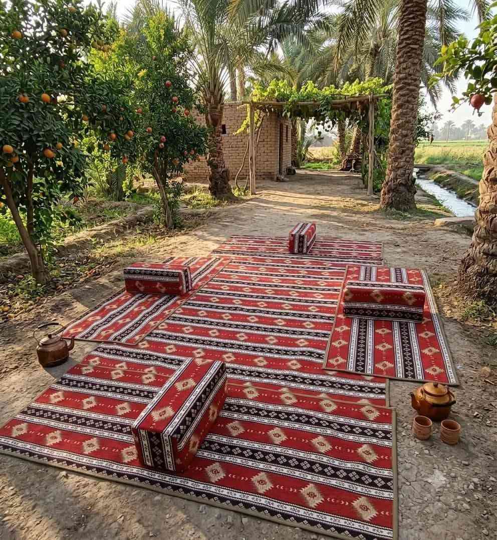 � جلسة عربية فاخرة بطابع تراثي أصيل 🔥
جلسة عربية مصنوعة من قماش السدو الفاخر، بتصميم أنيق يجمع بين الأصالة والجمال، والظهر مغلف بقماش تنزاني ضد الماء ليوفر لك المتانة وسهولة الاستخدام.

✨ مناسبة لـ:
🏕️ جلسات البر والكشتات
🌿 جلسات الحديقة
🌙 الركن الرمضاني
🏡 الجلسات المنزلية والاستراحات

✅ قماش سدو عالي الجودة
✅ ظهر مغلف بقماش تنزاني ضد الماء
✅ مريحة وأنيقة وتتحمل الاستخدام
✅ تصميم تراثي يضيف فخامة للمكان
✅ مناسبة للداخل والخارج

اختيارك المثالي لجلسة تجمع بين الراحة والفخامة وروح التراث 🤎

📩 للحجز والاستفسار راسلنا على الخاص
***********
