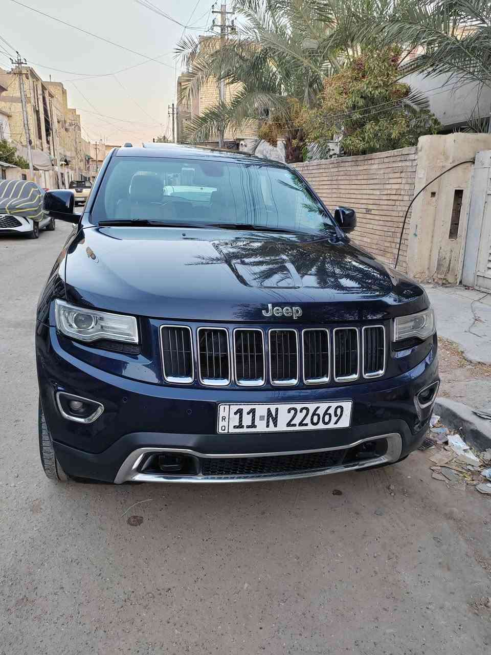 جيب كراند شيروكي ٢٠١٤  لمتد خليجي مكفولة لا ضربة لا صبغ لا بارد ماشية ٨٠ الف كيلو جديدة بمعنى الكلمة وعلى ايدنا حتى سبيرها بعدة منازل محرك كير صدر بحالة الزيرو فول الفول بنراما جلد تجفئة وتبريد كشنات خزن ميموري ستيرن كهرباء كير طيارة فول ١/١ استخدامنا الها كلش قليل السعر ٢٣٠ مكاني بغداد حي اور ***********
