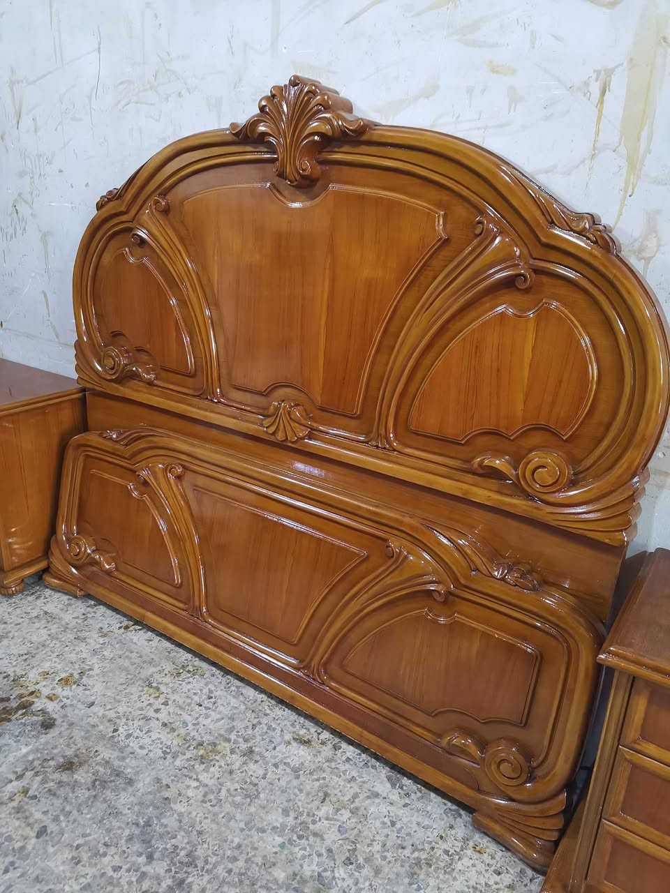 شغل عراقي درجه اولئ صاج داخل وخارج
للحجز والاستفسار علئ الرقم او واتساب *********** بغداد السيديه حي الاعلام شارع قطر الندئ
