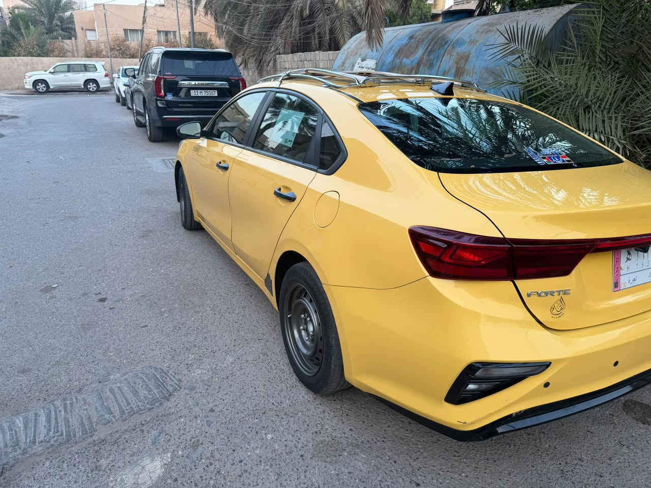 كيا فورتي 20ماشيه75الضرر باب السكن ورضعات قفل 120 ***********

