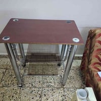 ميز • قطعتين • نظيف