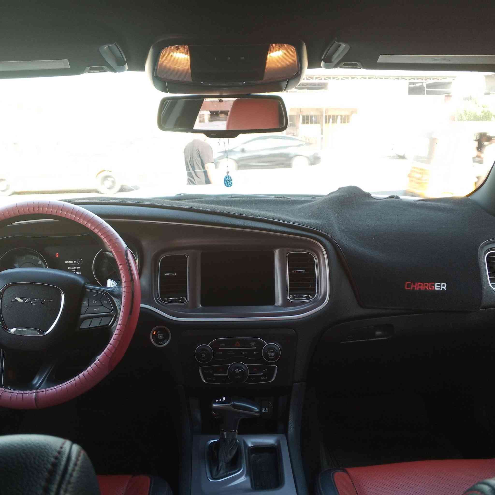 اعيد النشر بسبب الوعود الكاذبة سيارة GT اصل موديل 19 ماشيه 90رقمهة بغداد المو شراي لا يخابر رحمه الولديكم رقم ***********
