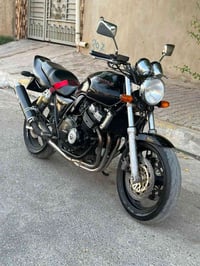 سي بي فور • جيل اول • موديل ٩٩